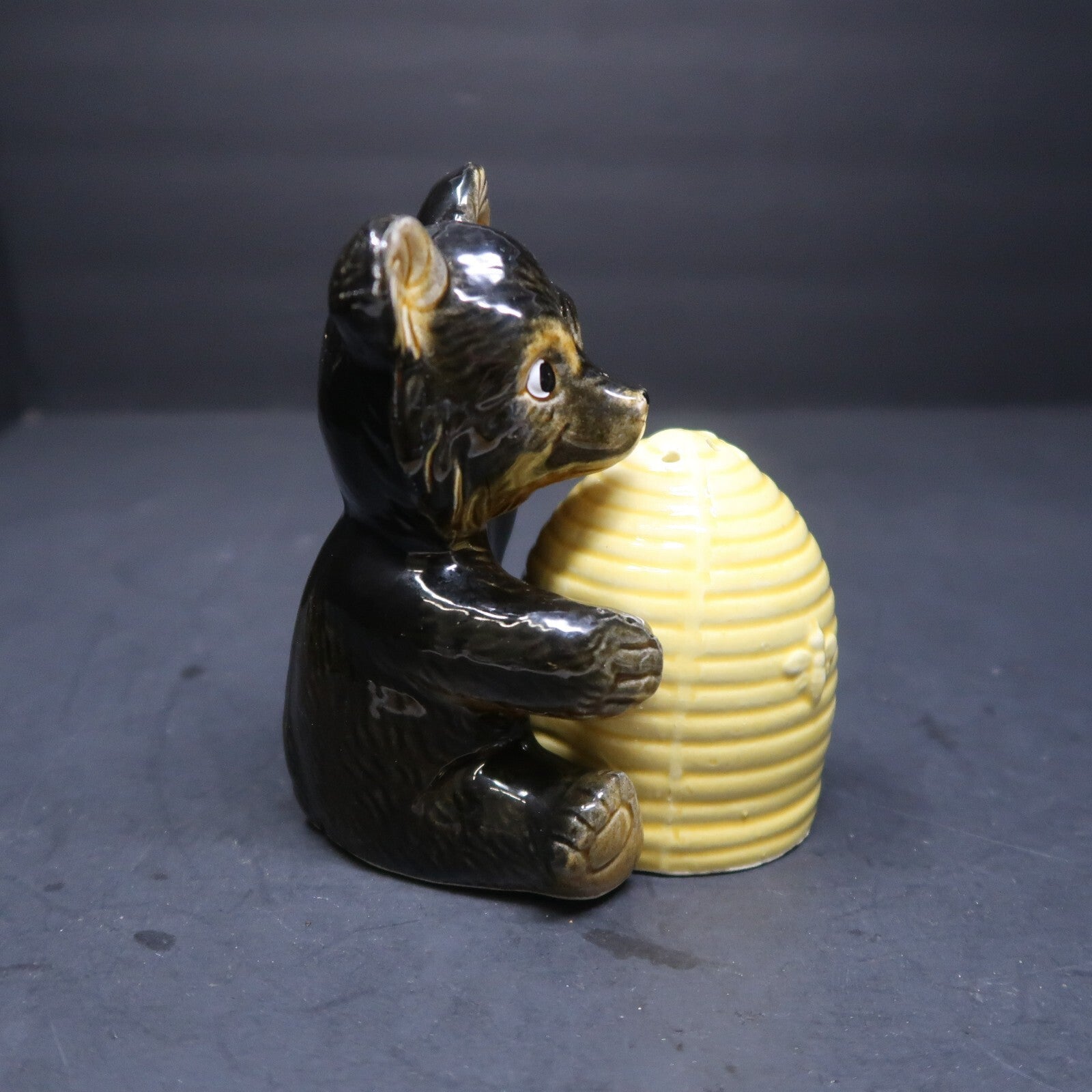 Vintage JC Penny Bear & Beehive Salt & Pepper Shaker Set