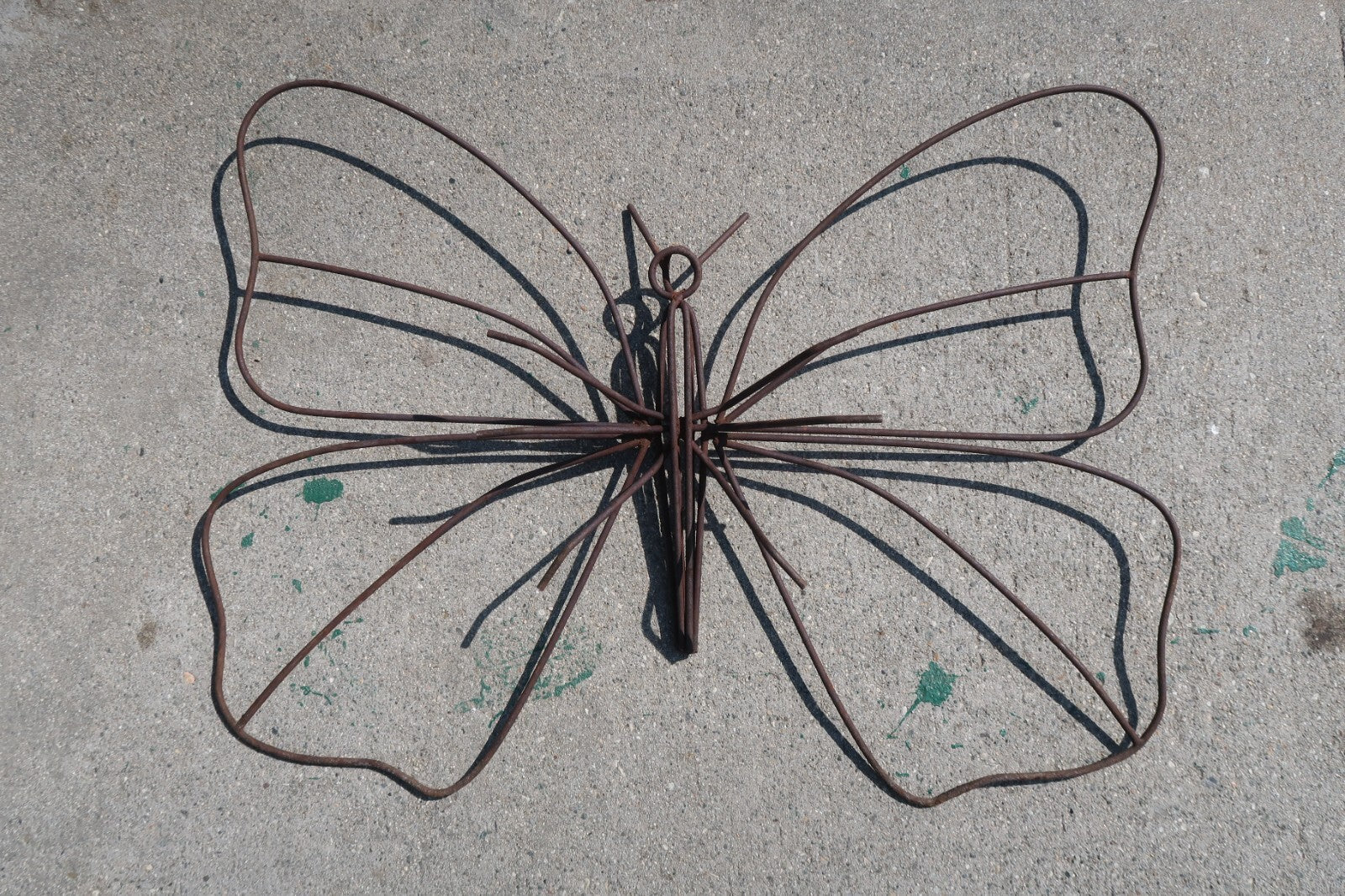 Large Wire Metal Butterfly Yard Garden Decor Outdoor Lawn Wall Art W 34" x H 26"