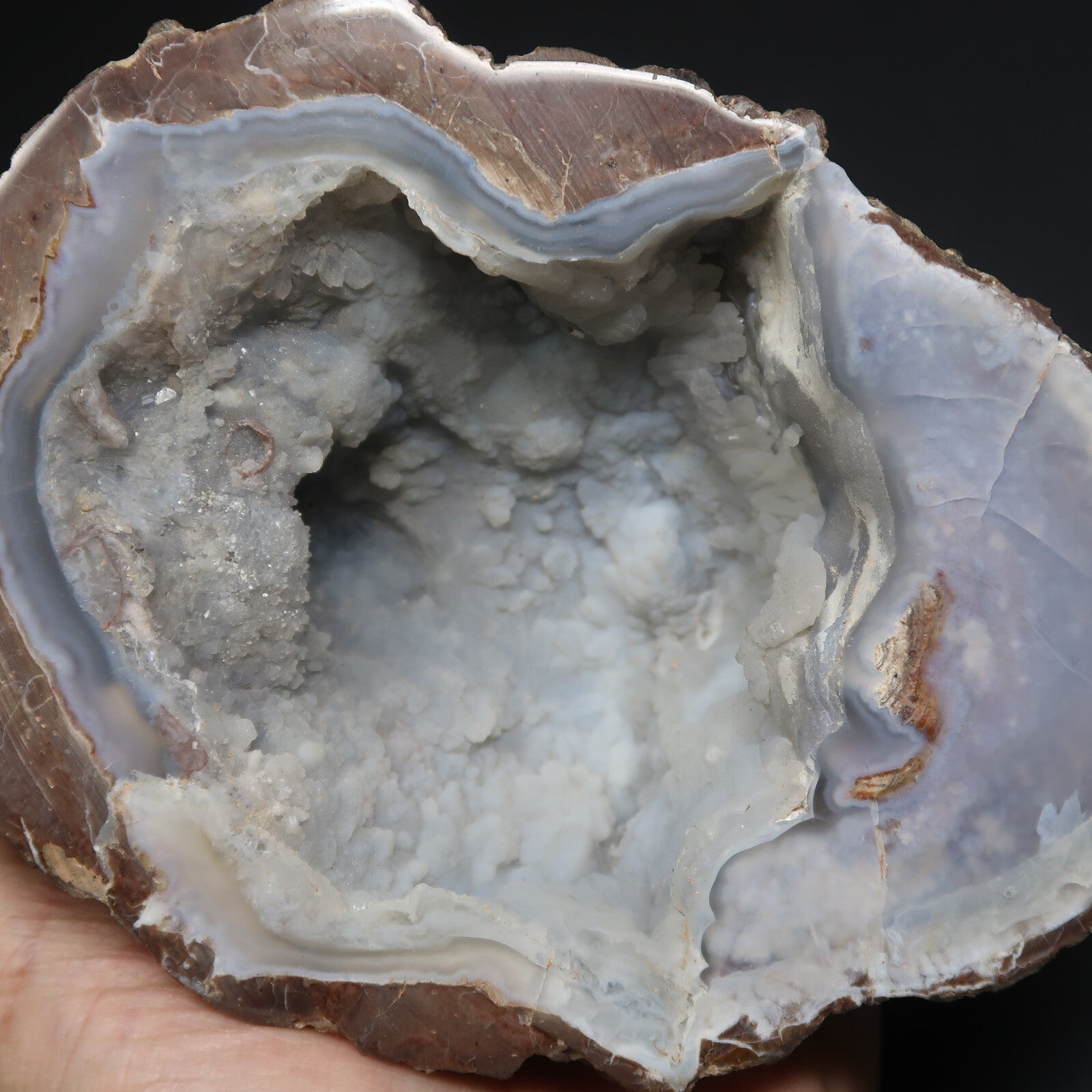 33.5oz. / 952g  Polished Natural Agate Geode (L 6" x H 4" x D 3")