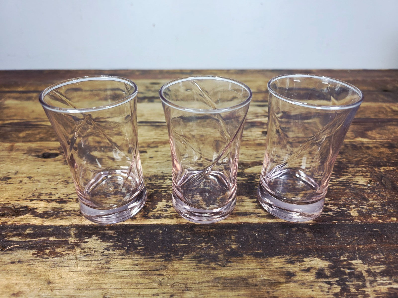 Vintage Blush Pink Swirl Glass Tumblers – Set of 3 (6 oz. each)