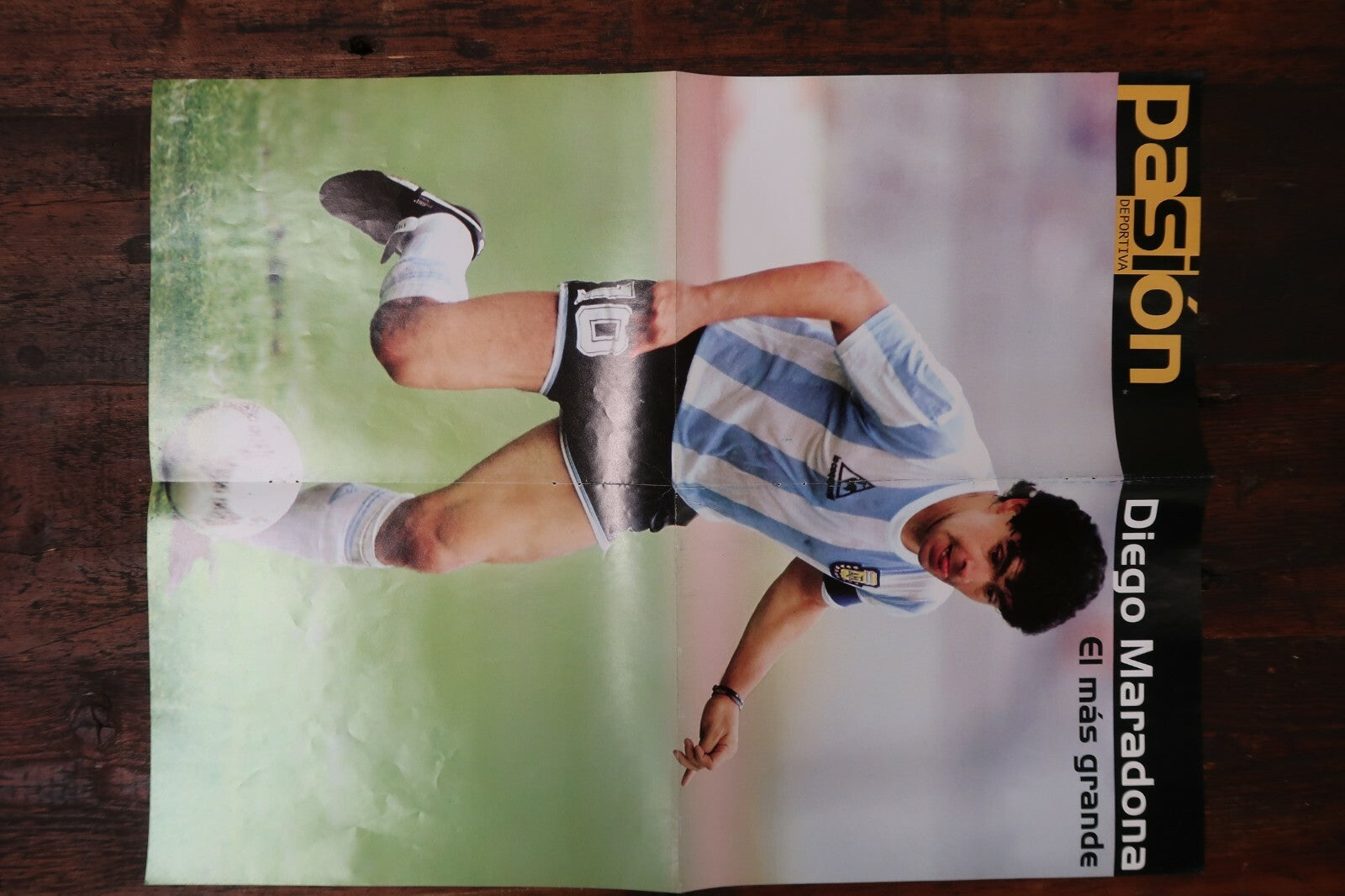 Pasion Deportiva Magazine 10-30-2000 #11 - Diego Maradona - Argentina