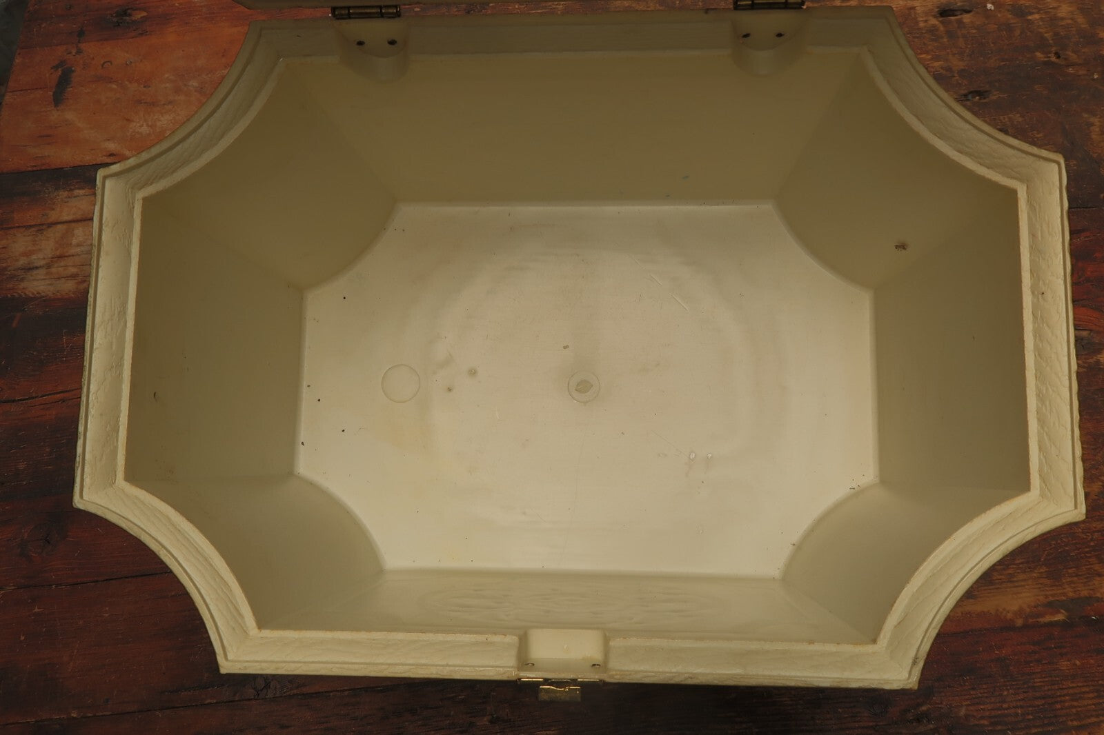 Vintage Max Klein Plastic Sewing Box With Yellow Tray