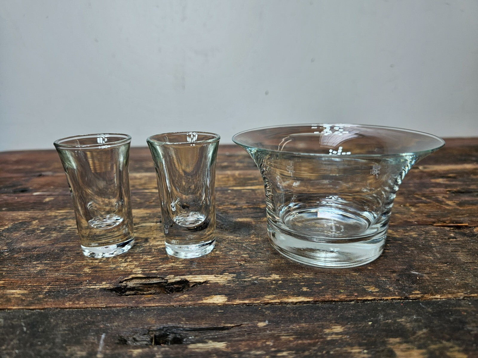 Mid Century Modern Anchor Hocking Glass Set Silver Plated Holder Stand