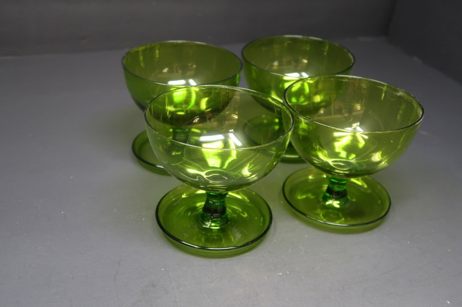 Lot of 4 Green Glass Comport Desert Bowl Cutlery Rest on Bottom  3.75" x 3.75"