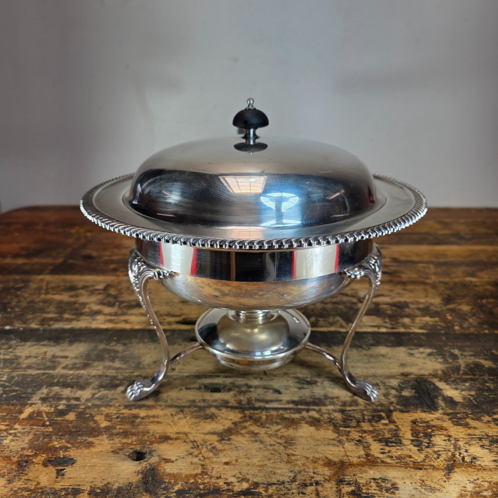 Antique International Silver Co. Silver Plate Chafing Dish – Complete with Stand