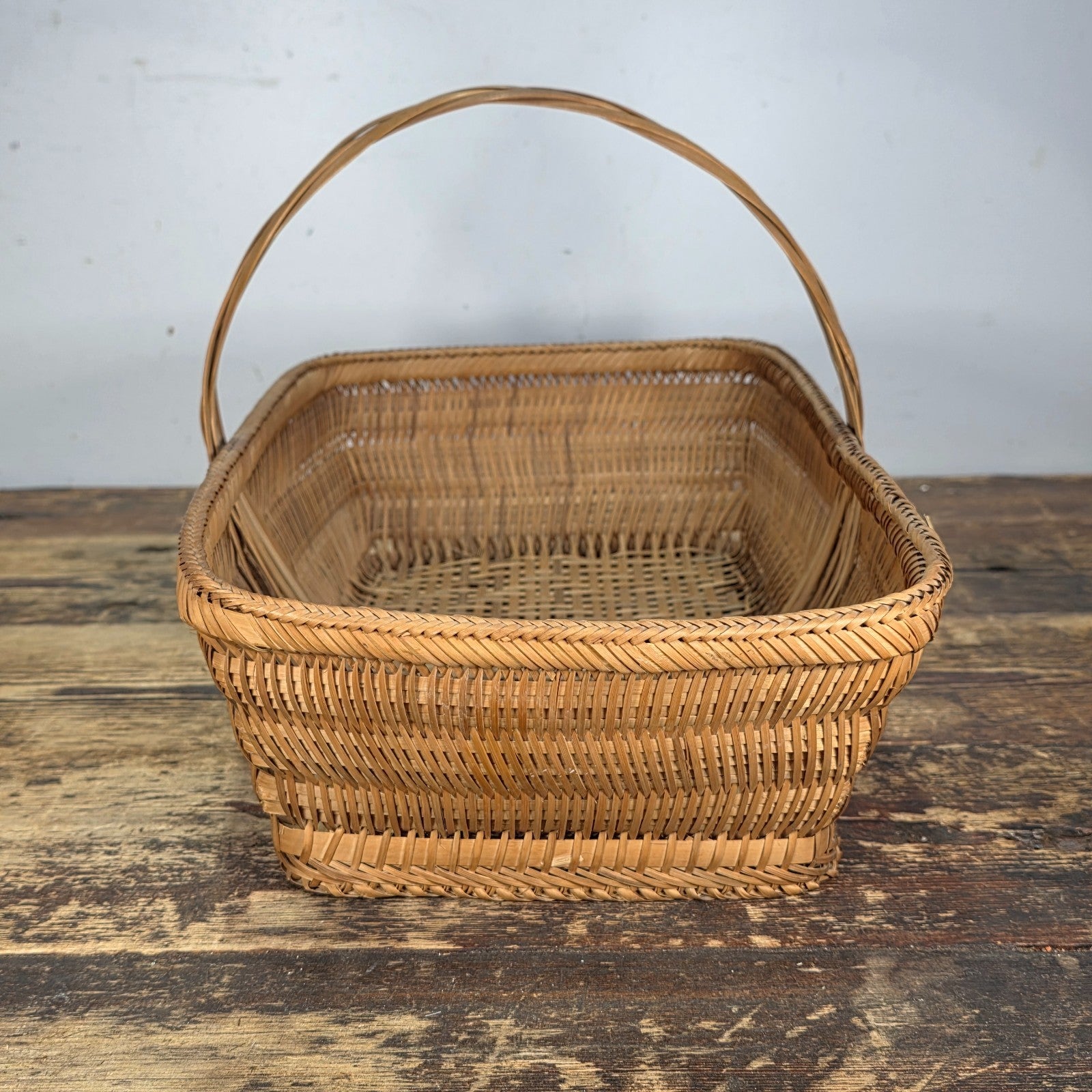 Vintage Handwoven Rectangular Wicker Basket with Handle 14.25"L × 9.5"W