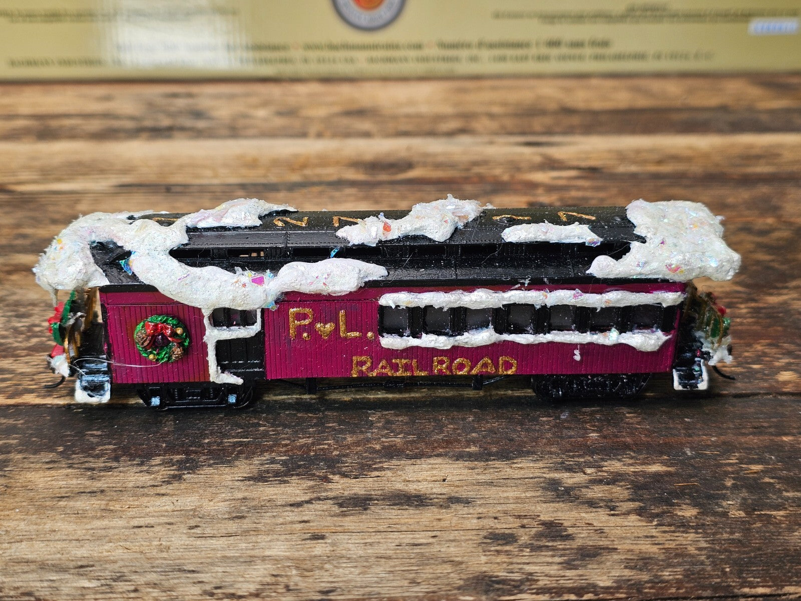 BACHMANN TRAINS HO Jingle Bell Christmas Express Train Set  + Many Extras!
