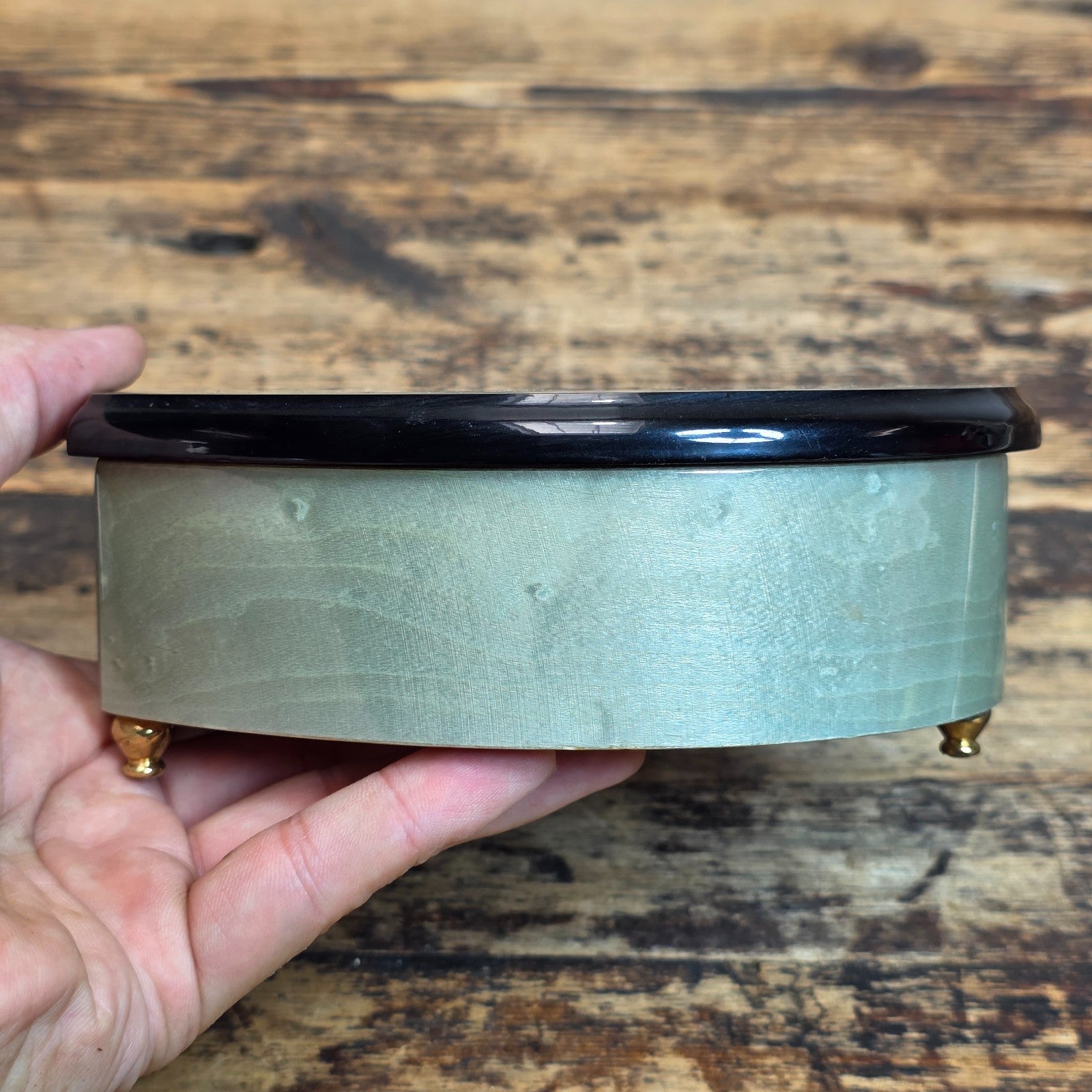 Reuge Inlaid Heart-Shaped Music Box – Sorrento Specialties / Made in Italy