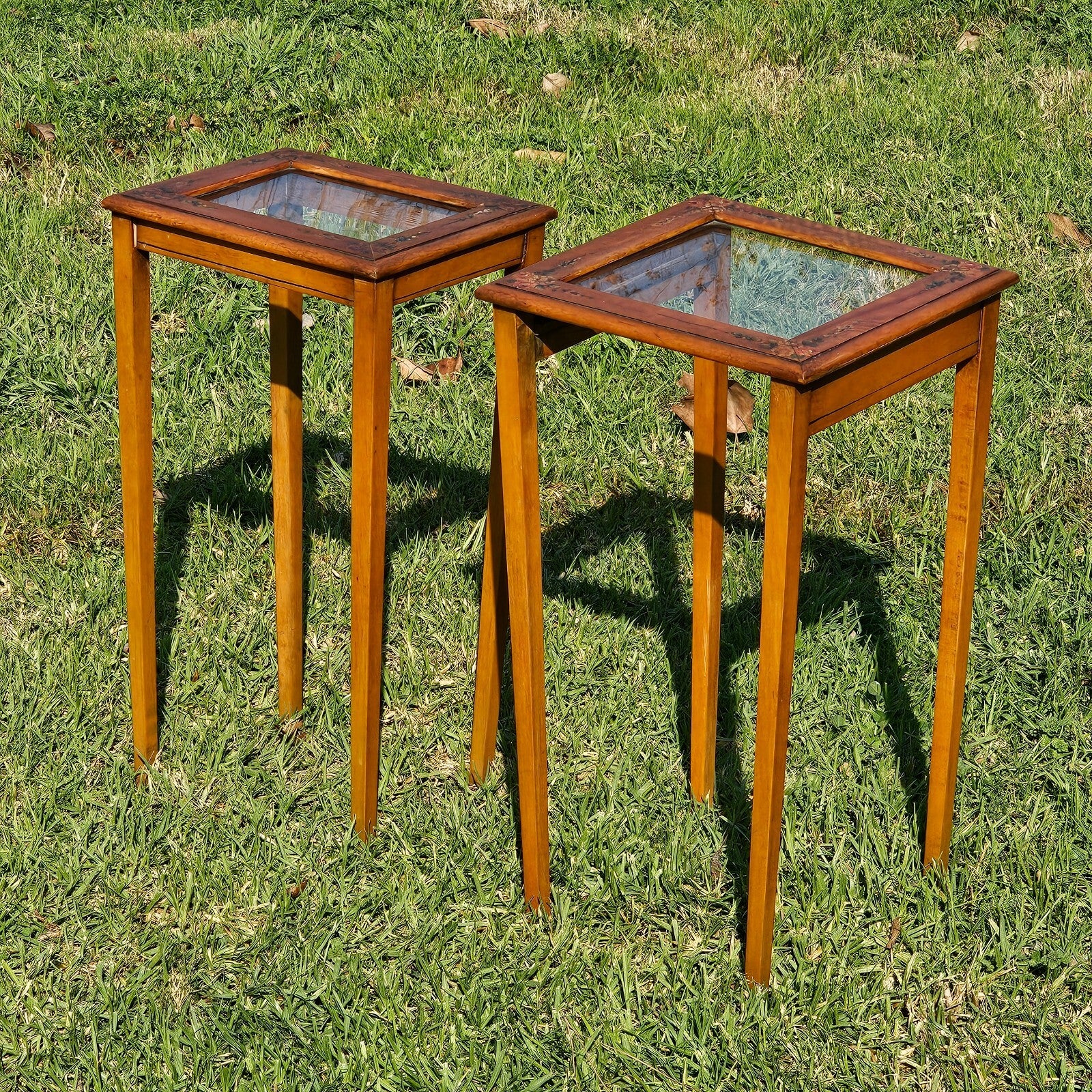 Antique 1920s FLINT & HORNER Hand-painted Nesting Tables with Pencil Post Legs