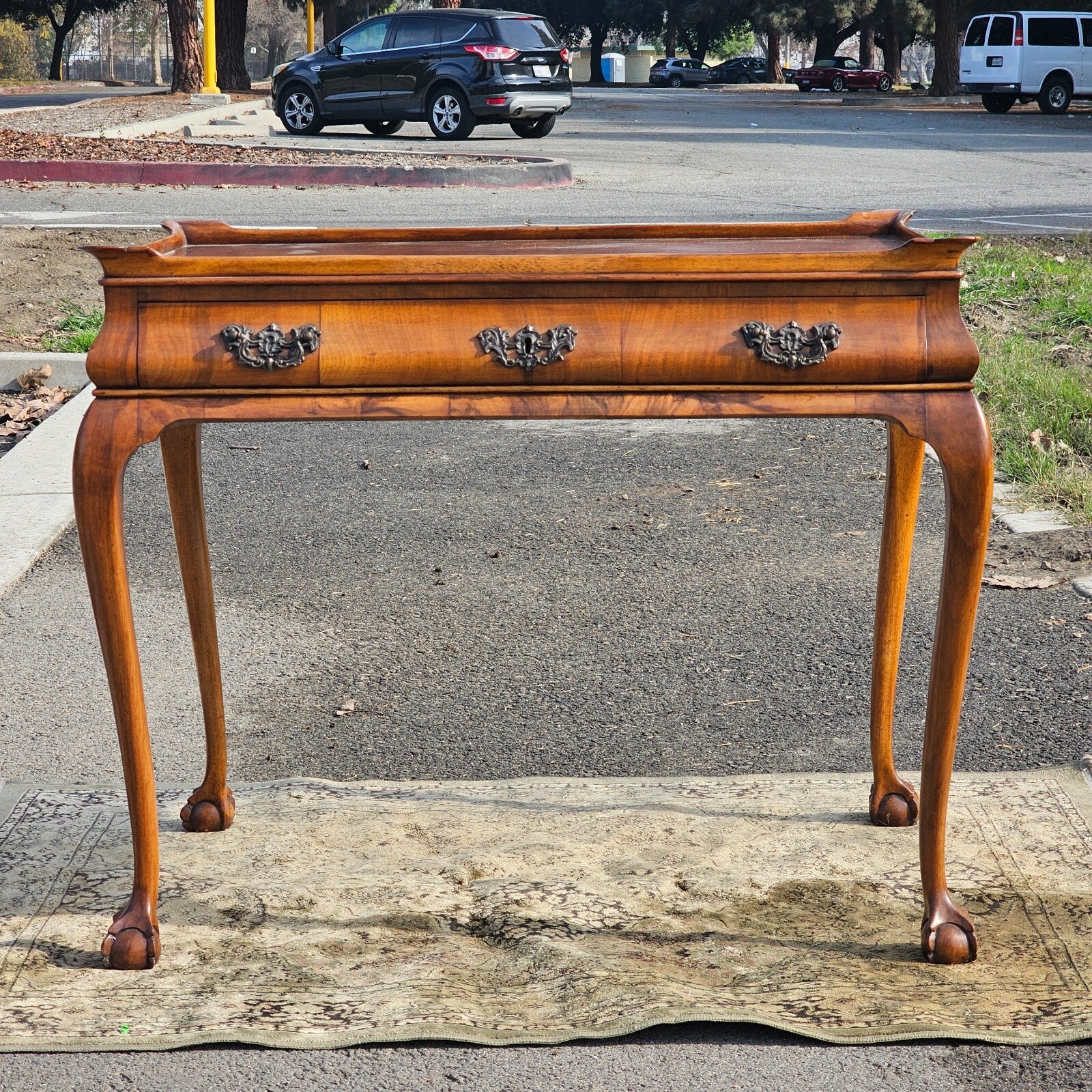 Antique Queen Anne style Tea Table With Burled Walnut On The Top