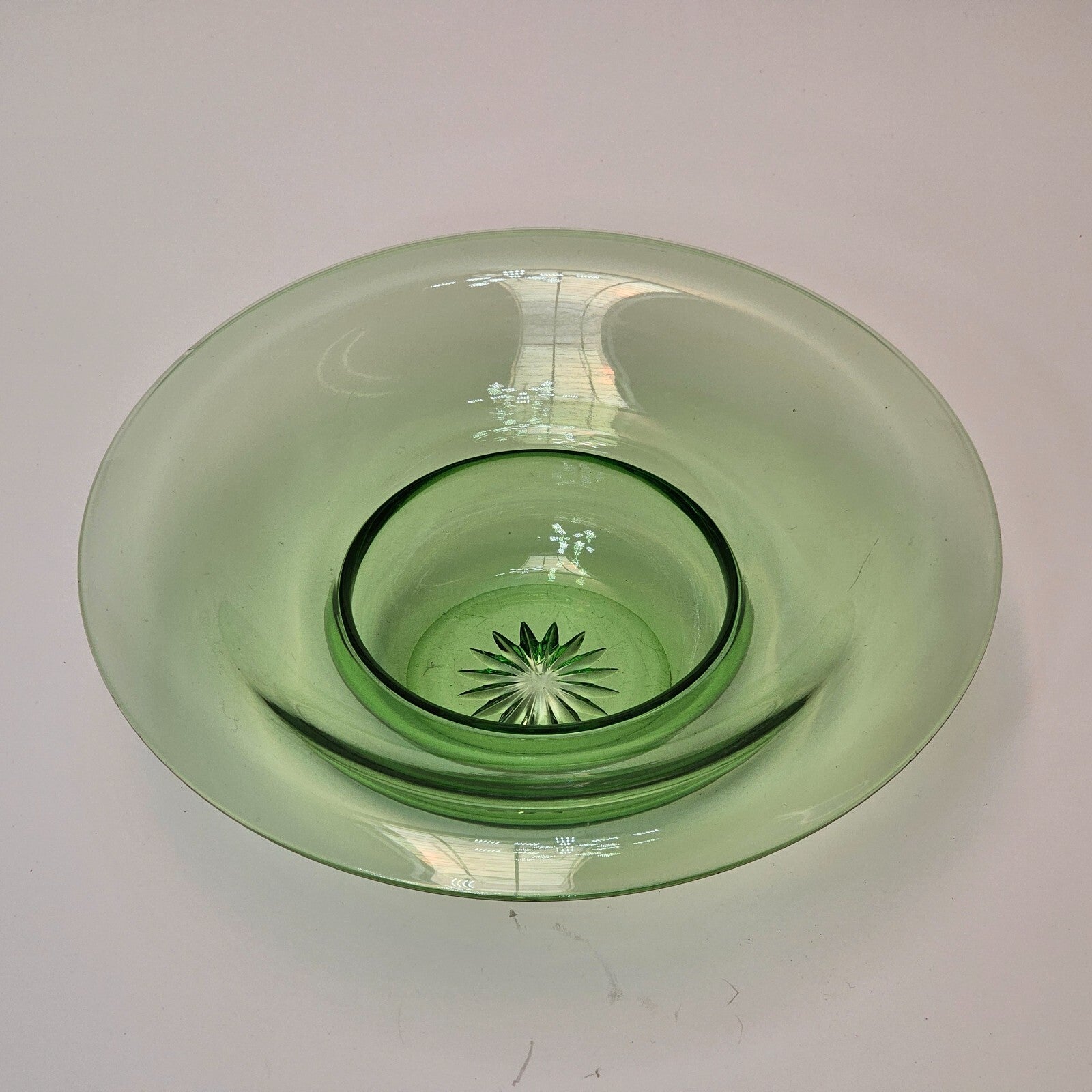 Heisey Gibson Girl Moongleam Green Rolled Edge Bowl