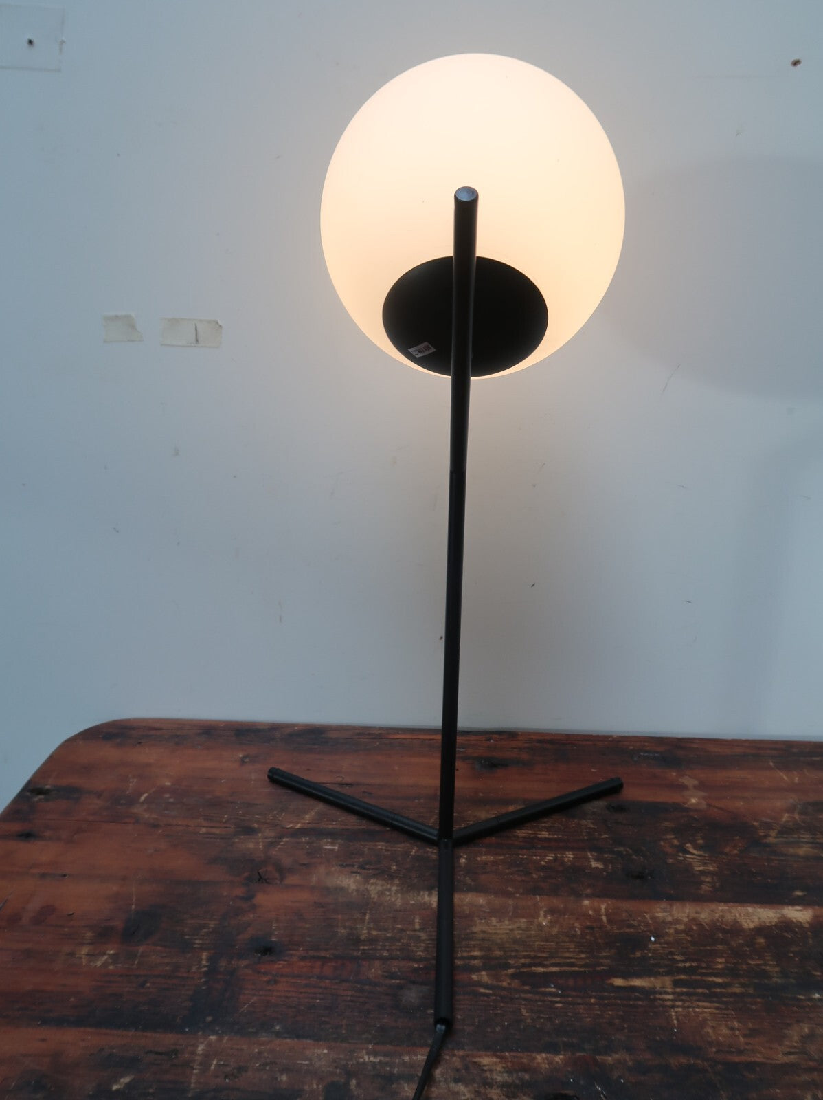 White Glass Round Ball Table Lamp Reading Desk Light Bedroom Lighting