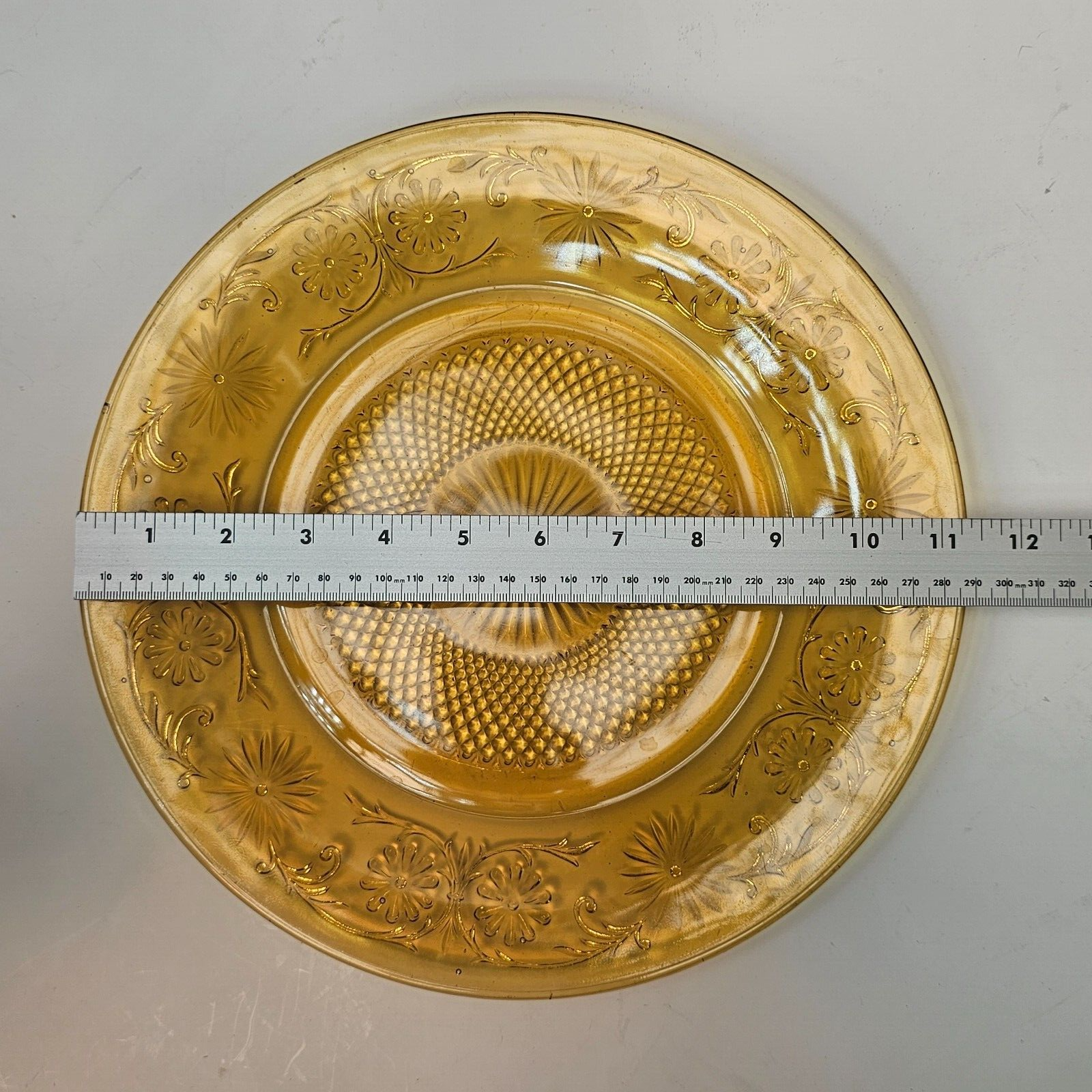 Set of 5 Vintage Indiana Daisy Amber Depression Glass Plates & Soup Bowls Set