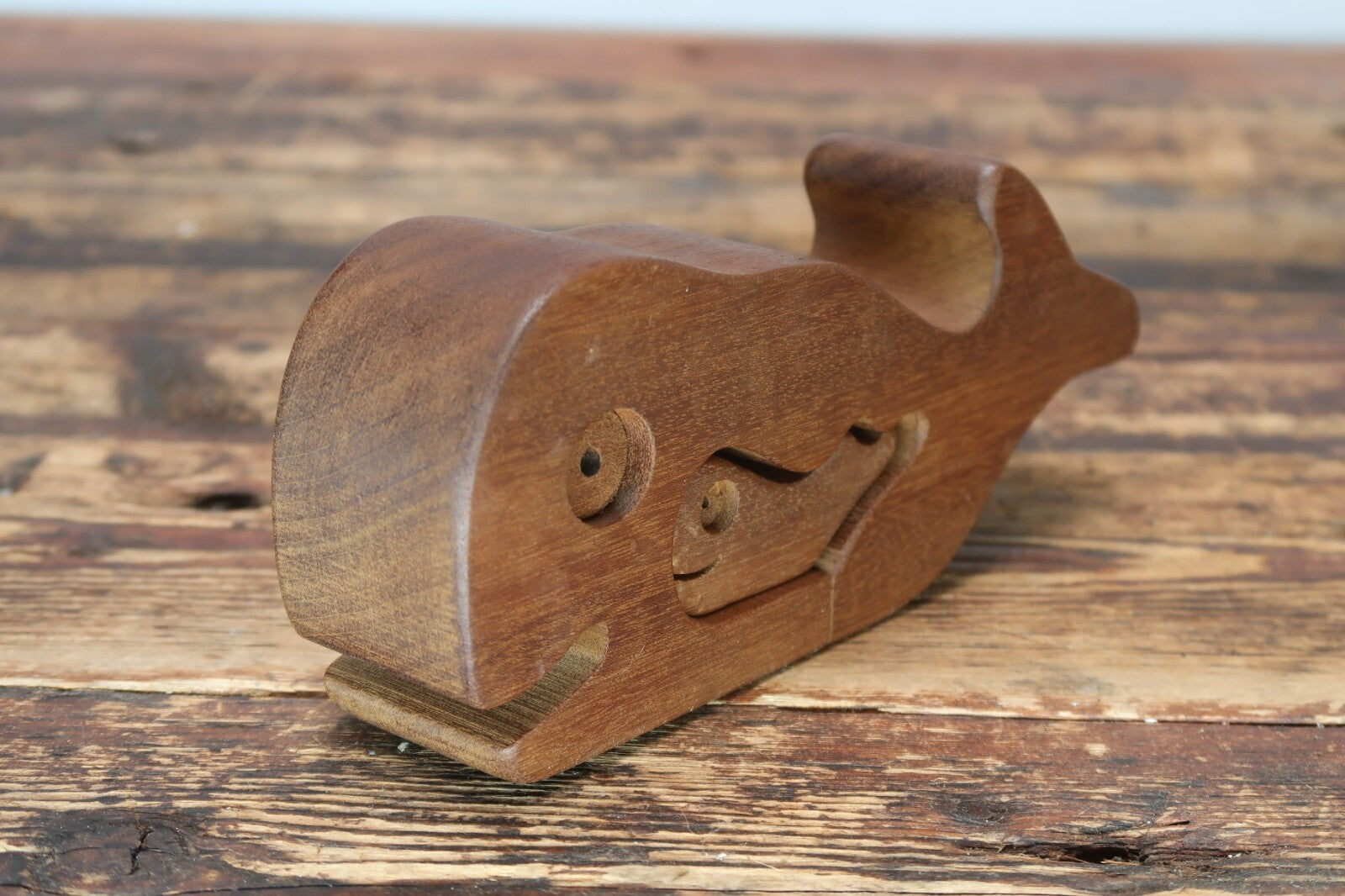 Bob Ameri Hand Carved Wooden Whale With 2 Baby Whales