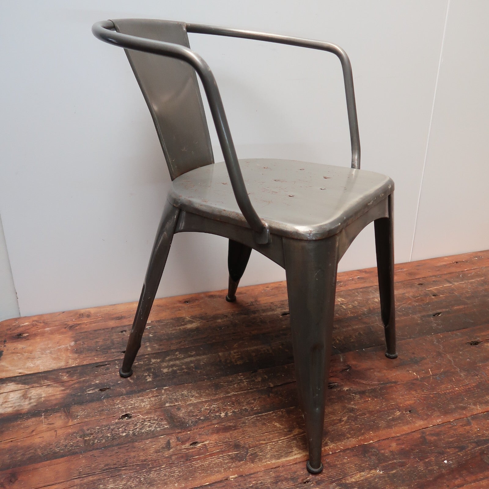 World Market Metal Jackson Tub Chair Polished Metal Patio Chair (A)