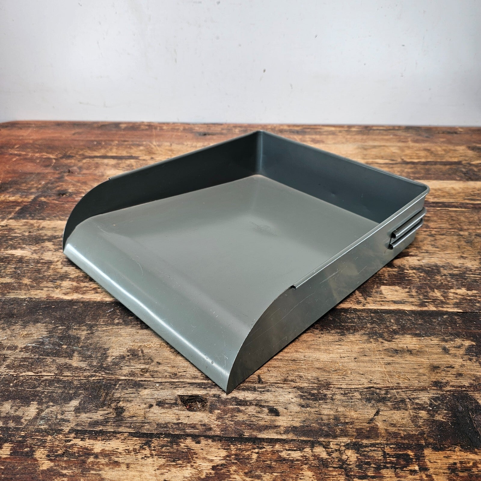 Vintage Globe-Wernicke Metal Paper Tray File Organizer