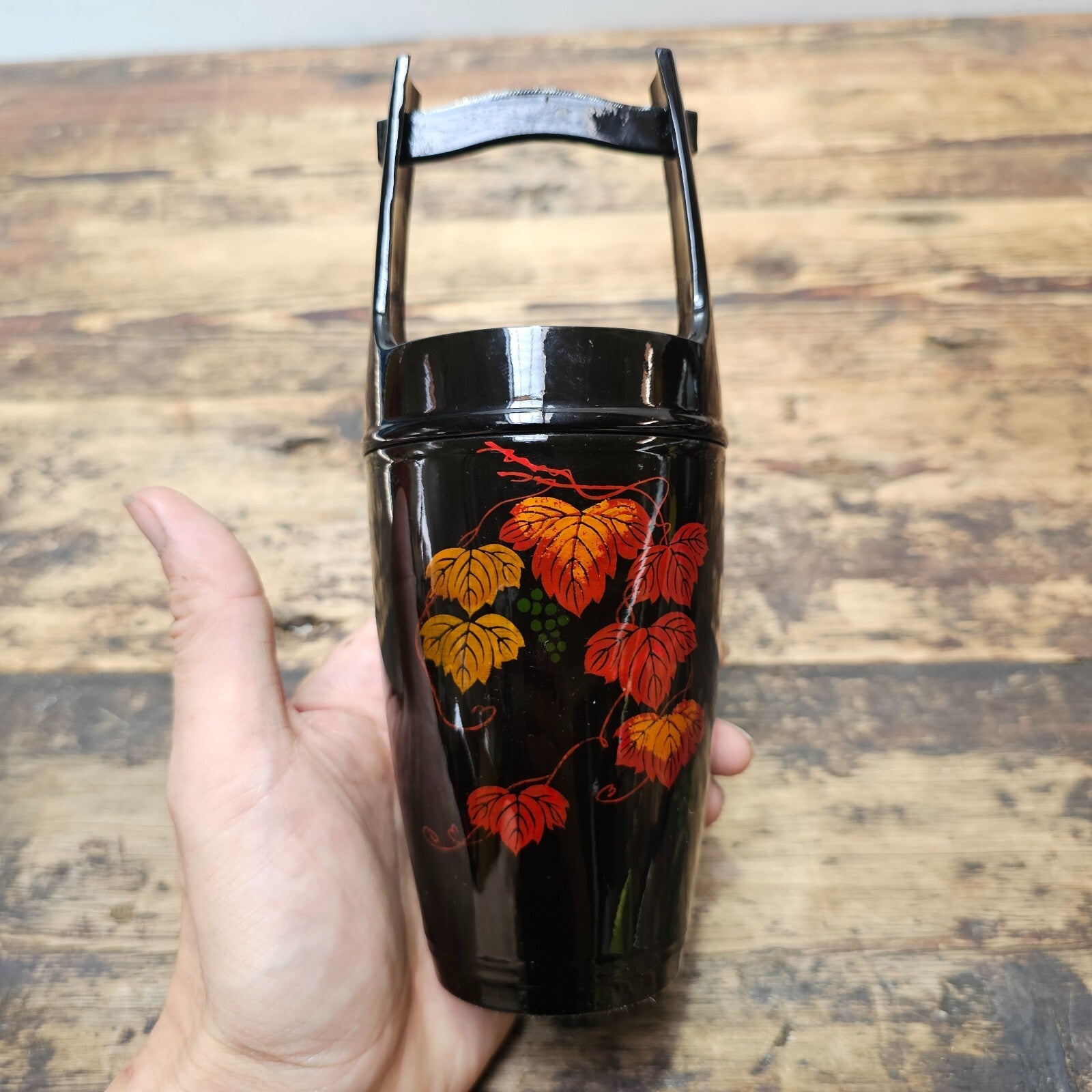 Vintage Yakumo-nuri Lacquerware Ikebana Vase | "Floating" Grape Leaves 8"H