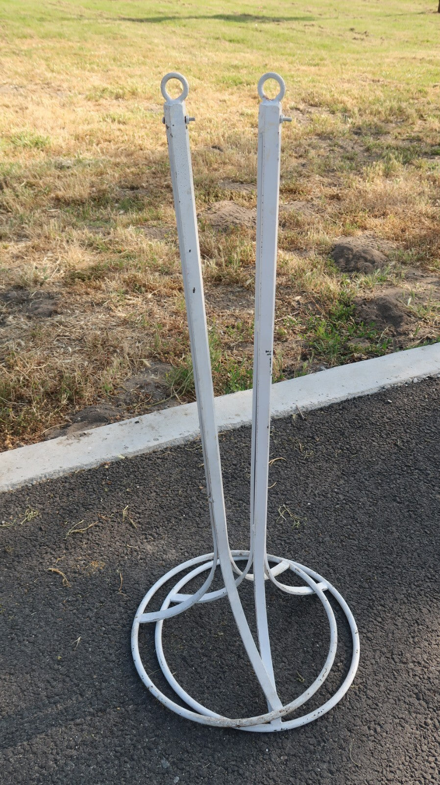 2 Vintage Free Standing Steel Stanchions 40.5" White Aisle Divider (D)