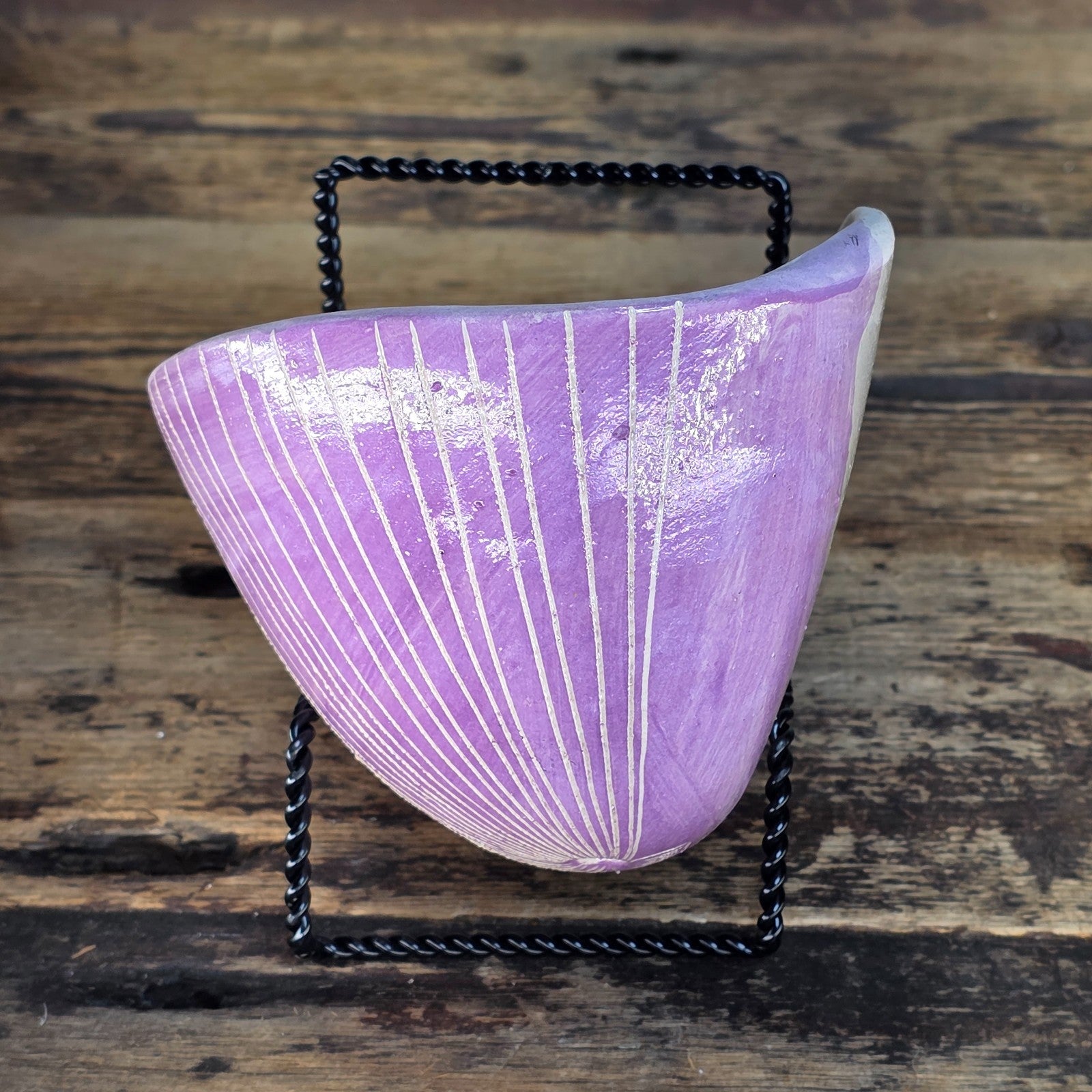 Handmade Terracotta Wall Pocket Wall Planter (Purple, Sgraffito Vertical Lines)