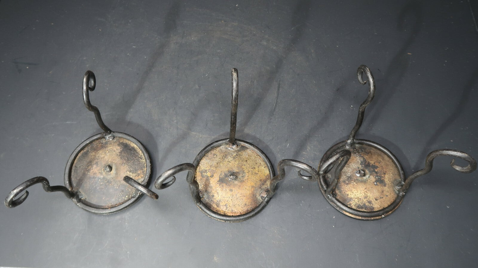 Set of 3 Rustic Metal Candle Holders with Scroll Legs Table Top Candle Holders