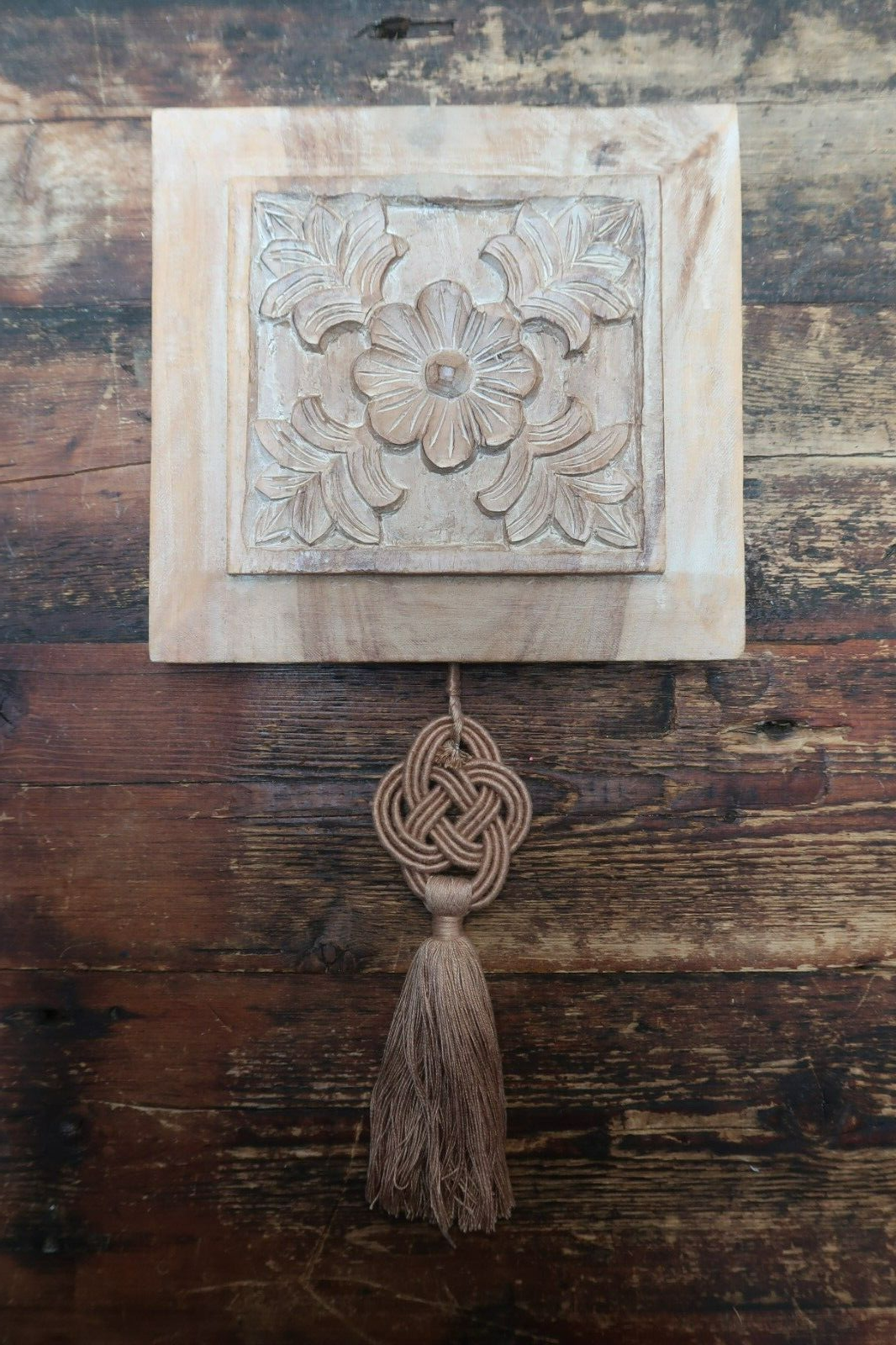 Rober Grace Hollister CA Hand Carved Wood Wall Art 9" x 9.5" (A)
