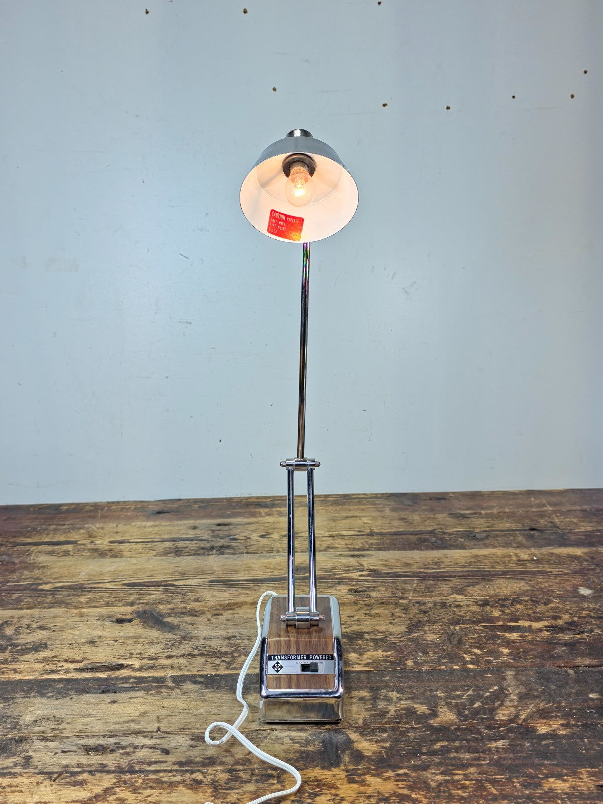 Vintage High Intensity Desk Lamp Model 4202 Transformer Powered NOS Taiwan