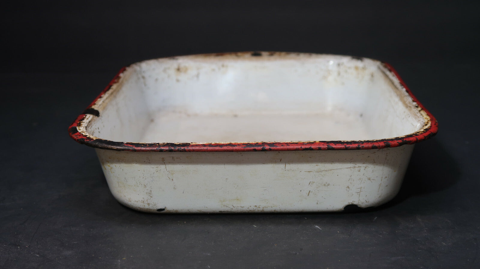 Vintage Enamel Ware Rustic Baking Pan White / Red 10.5" x 8" x 2"