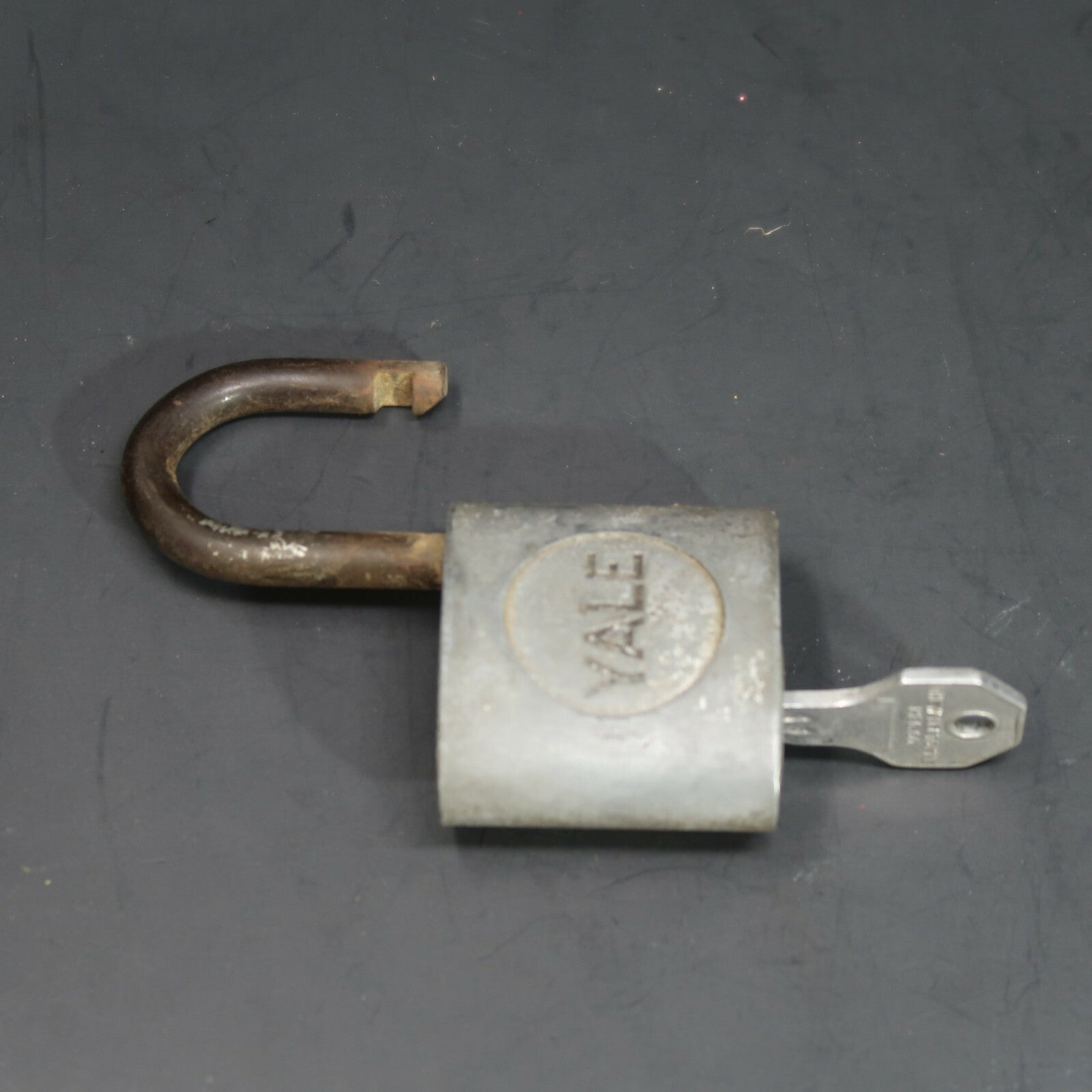 Vintage YALE Padlock With Aluminum Key