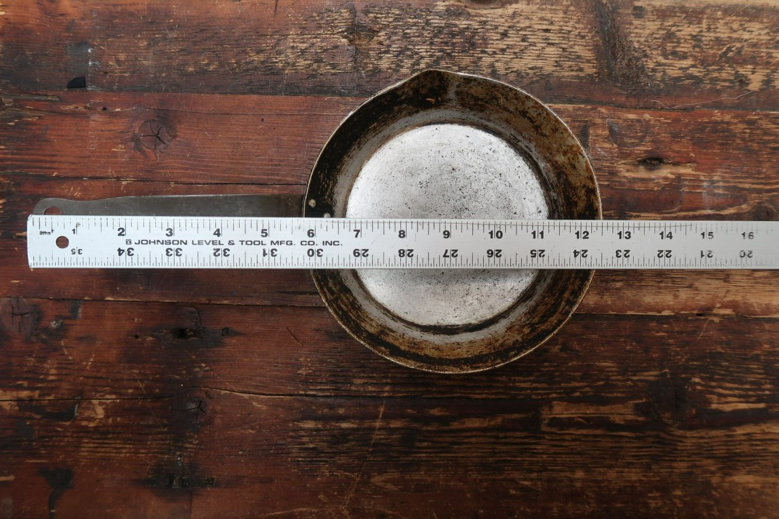 Vintage Wear-Ever 7" Aluminum Frying Pan