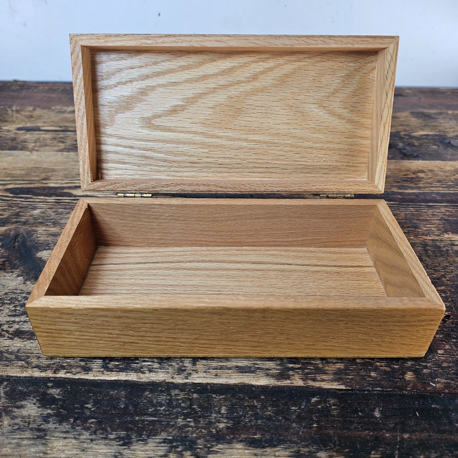 Vintage Solid Oak Wooden Hinged Box / Storage Case
