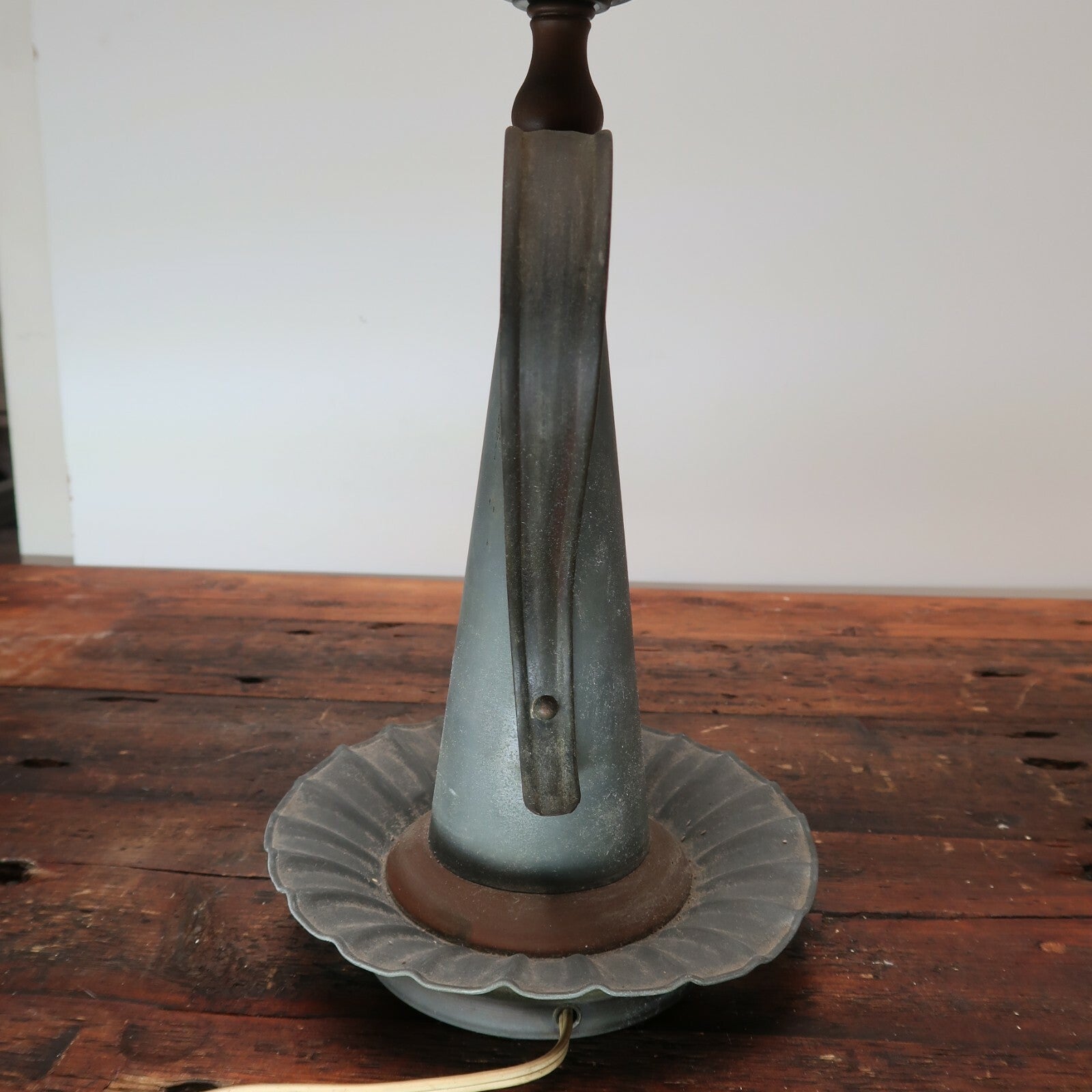 Antique Brass Table Lamp With Handle Rustic Patina 7" x 7" x 27.5"