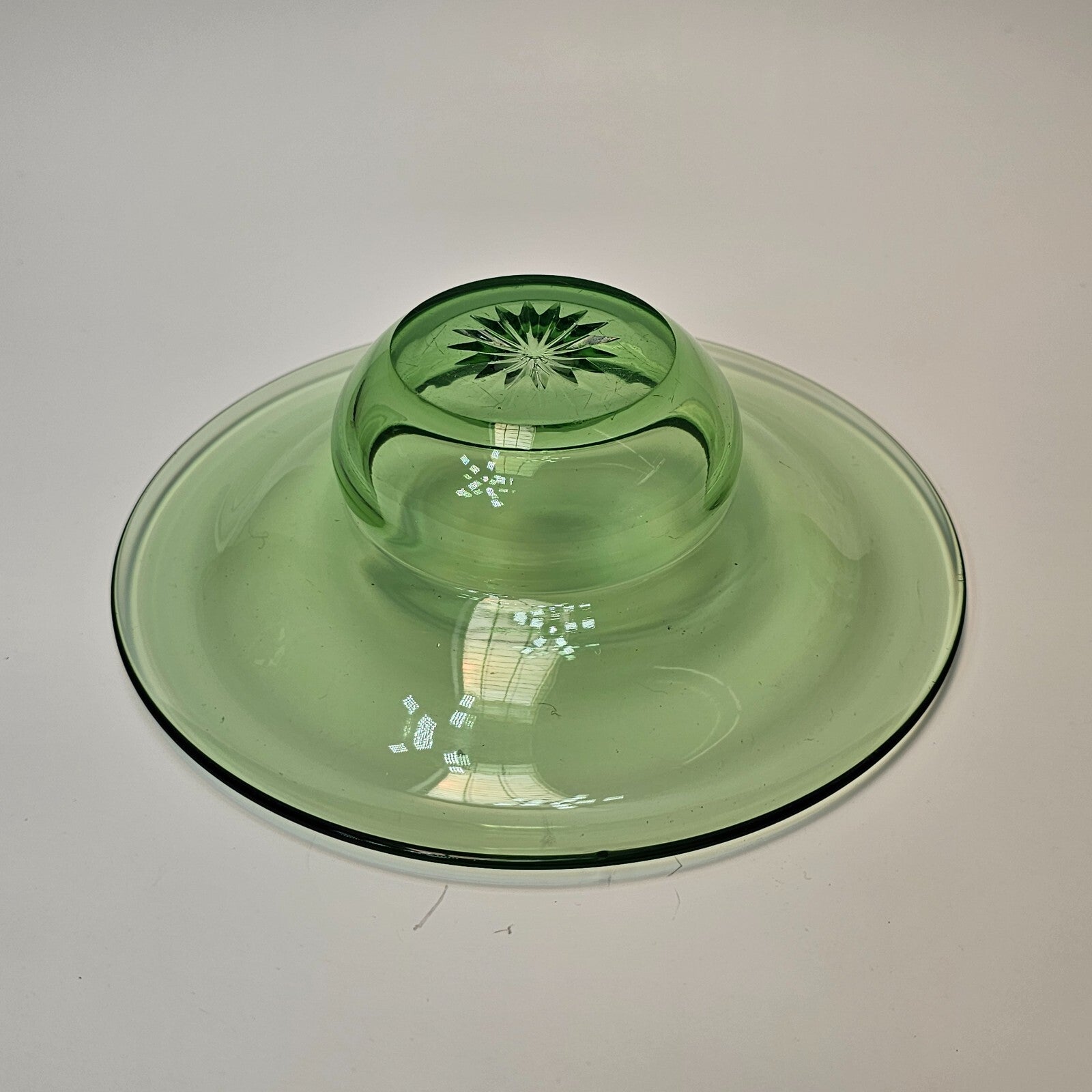 Heisey Gibson Girl Moongleam Green Rolled Edge Bowl