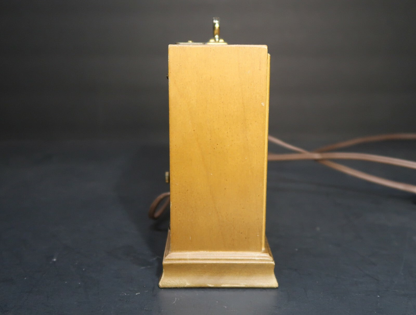 Vintage Sunbeam A300 Electric Clock Works H 5.25" x W 6.75" x D 2.75"