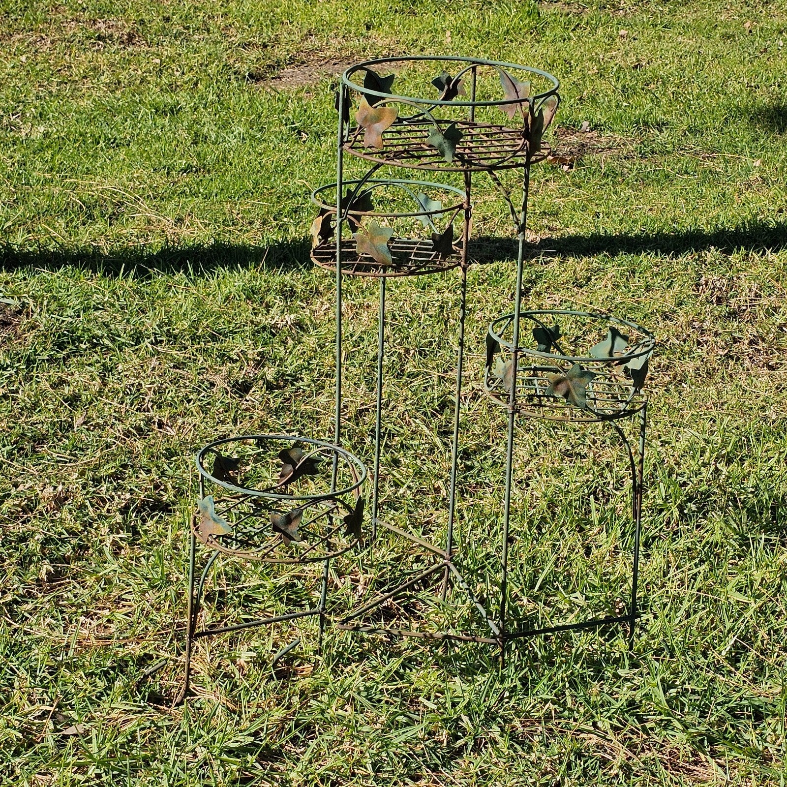 Vintage Rusty 4 Pot Plant Stand With Leaves Weathered 28"H