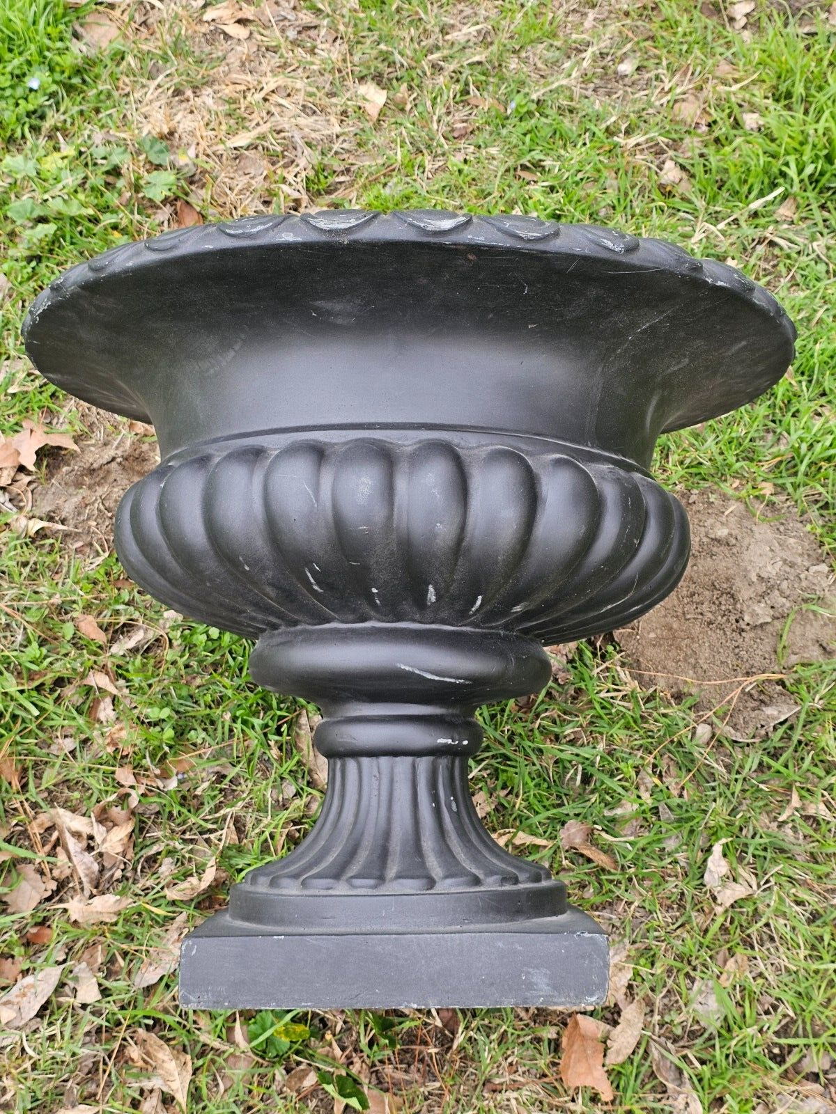 Fiber Clay Suffolk Urn Black Planter 22" Dia x 19" H