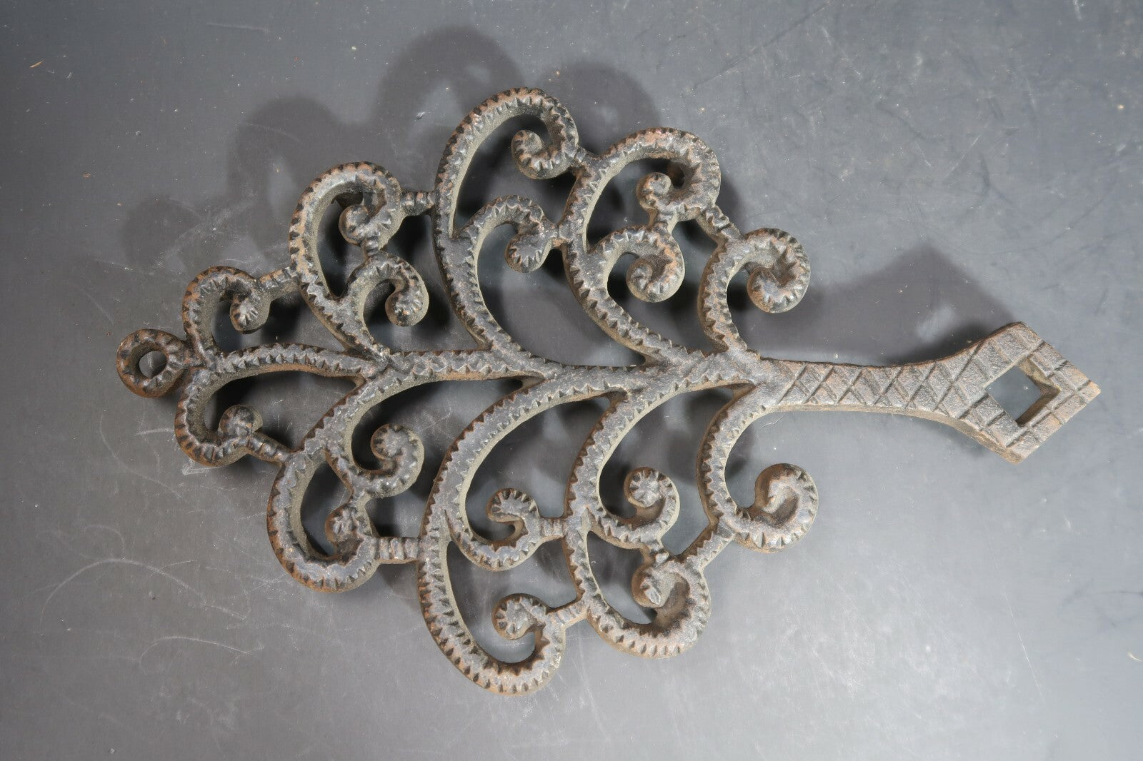 Vintage Wilton Cast Iron Family Tree of Life Shaped Trivet 4 Footed L 9" x W5.5"