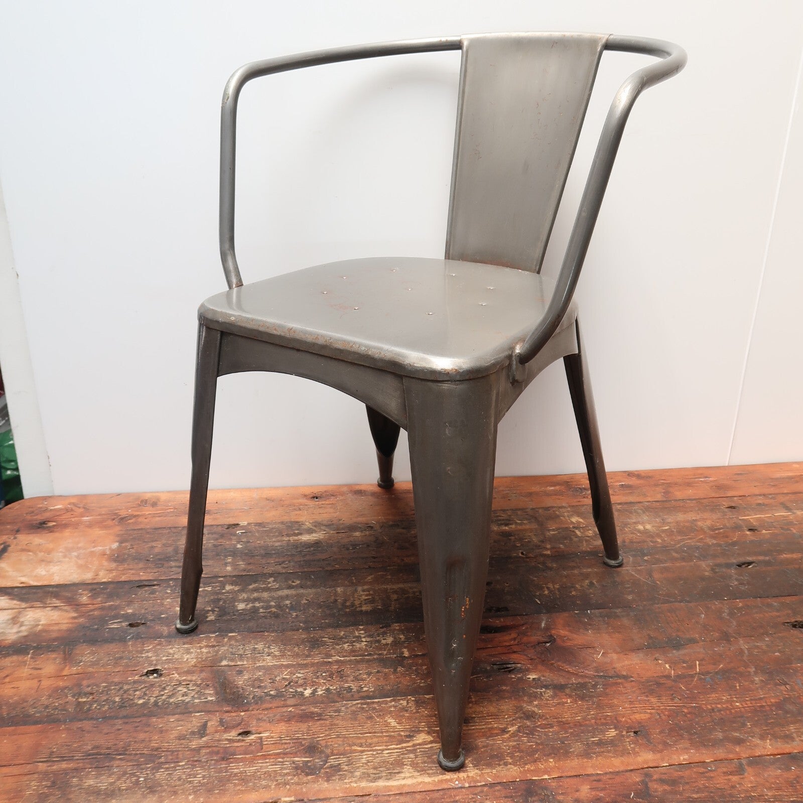 World Market Metal Jackson Tub Chair Polished Metal Patio Chair (B)