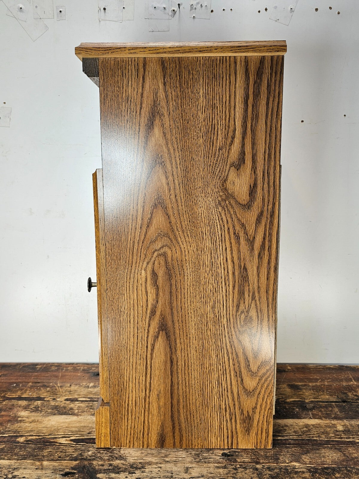 Oak-Look Laminate Nightstand/Side Table Cabinet 27.5"H