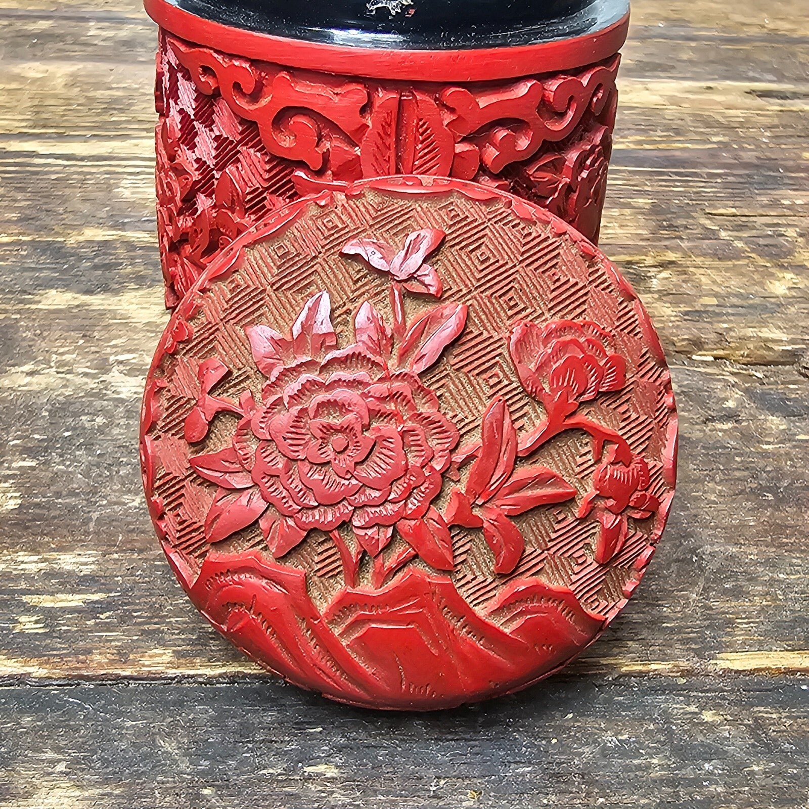 Vintage Chinese Cinnabar Round Canister Jar Kempinski Hotel Beijing in China