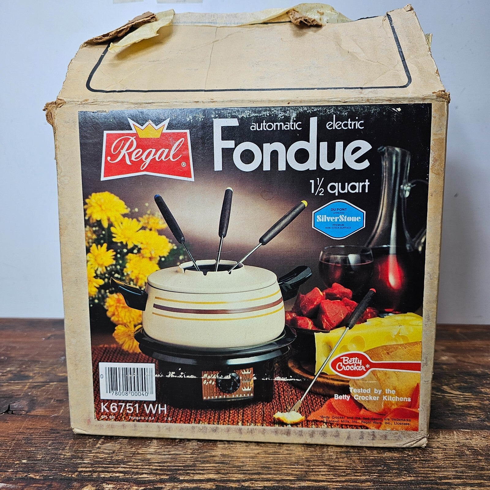 1980s Regal Mardi-Gras Electric Fondue Set Retro Design Made In USA NOS