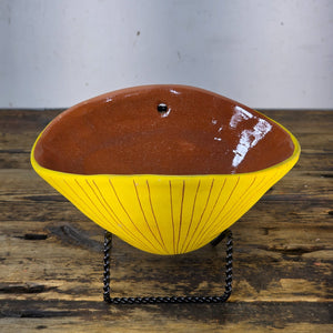 Handmade Terracotta Wall Pocket (Yellow / Vertical Lines)
