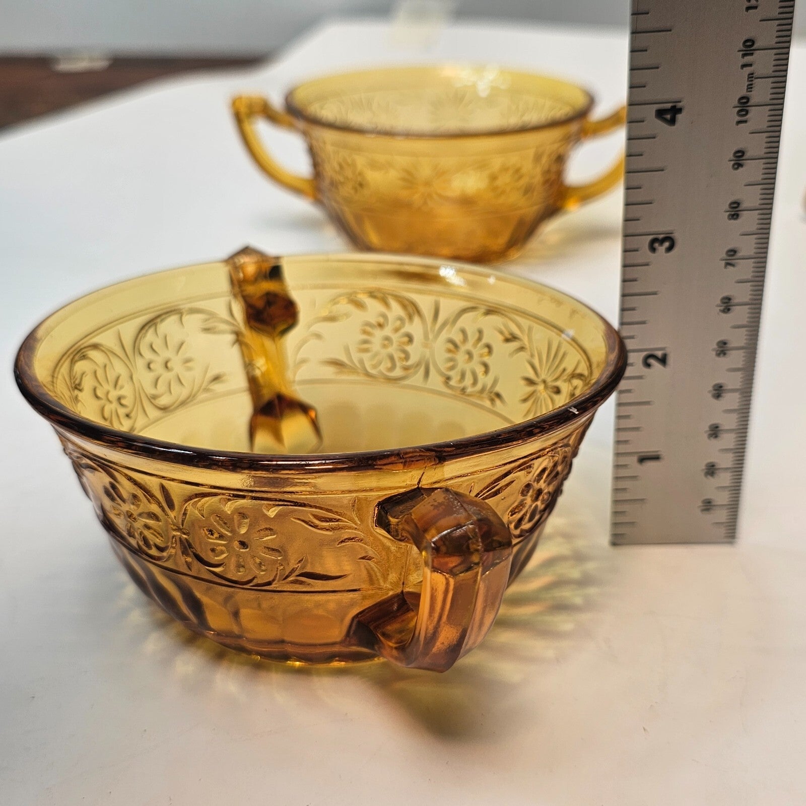 Set of 5 Vintage Indiana Daisy Amber Depression Glass Plates & Soup Bowls Set