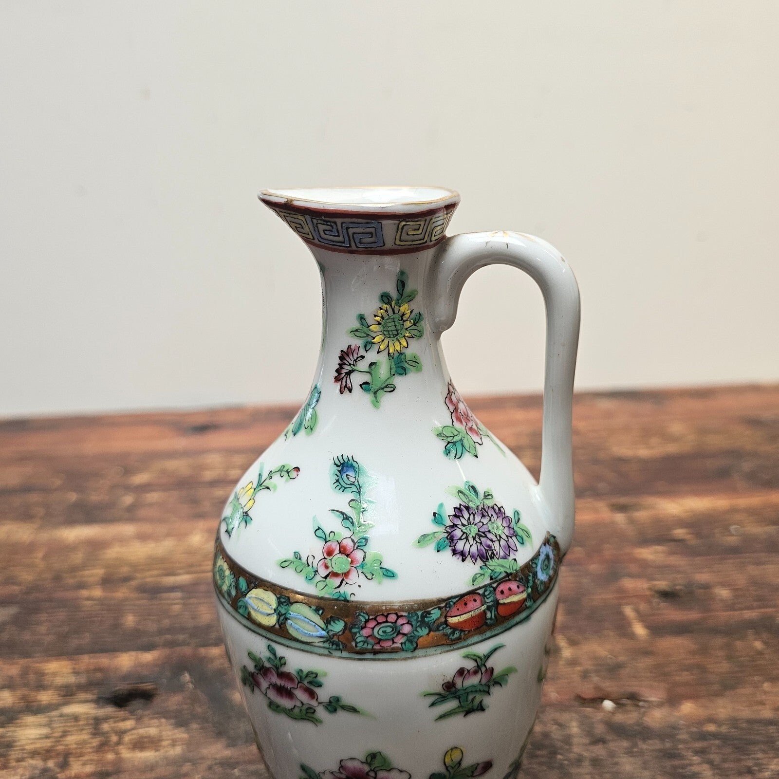 Antique Chinese Porcelain Doucai Ewer Pitcher Qianlong Mark 9" H