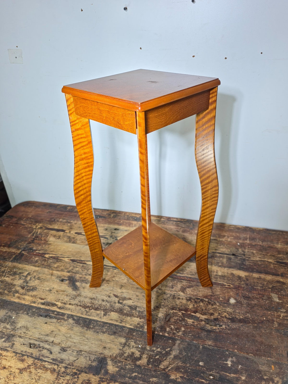 Vintage Mid-Century Style Tiger Maple Finish Pedestal Plant Stand 2-Tier 24.5"