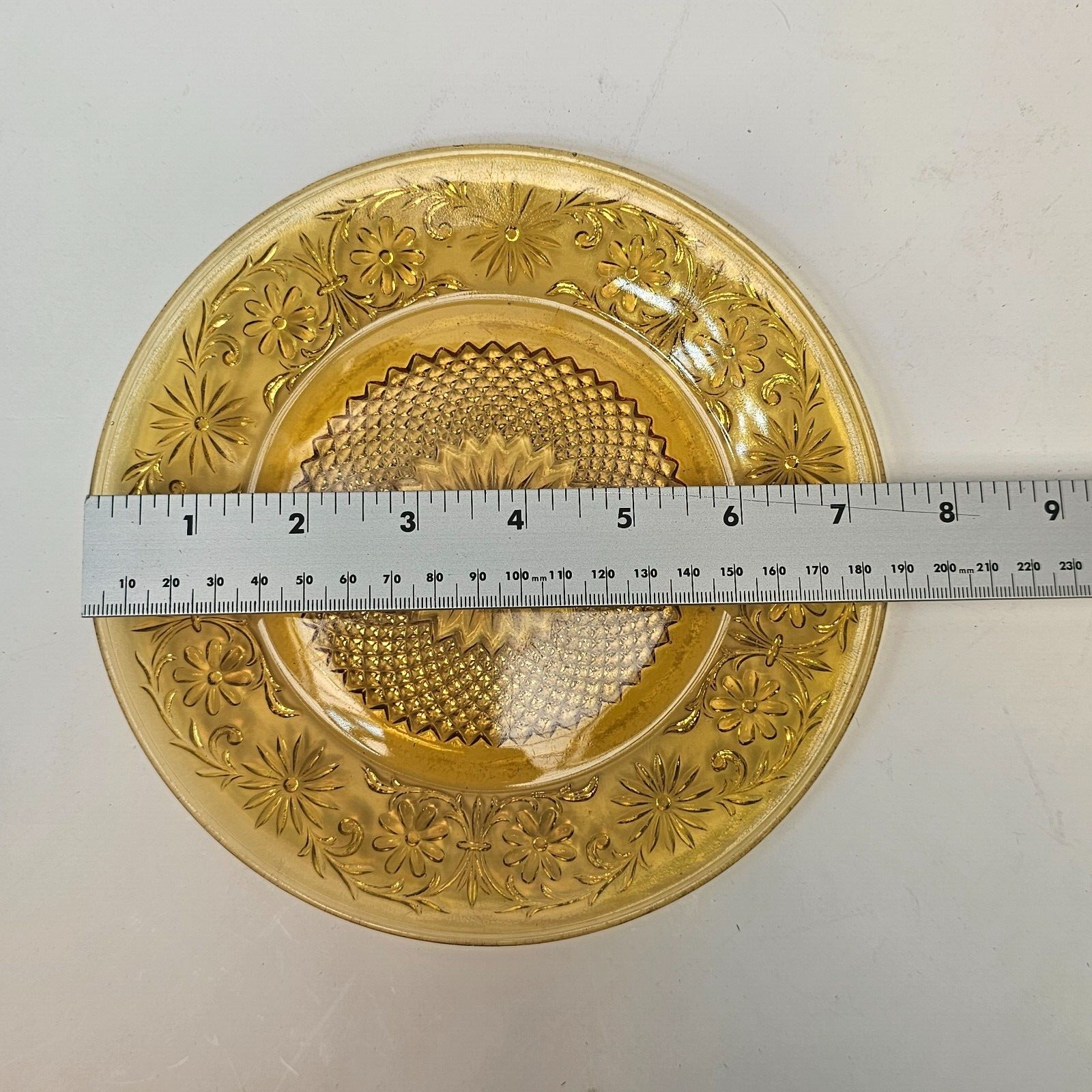 Set of 5 Vintage Indiana Daisy Amber Depression Glass Plates & Soup Bowls Set