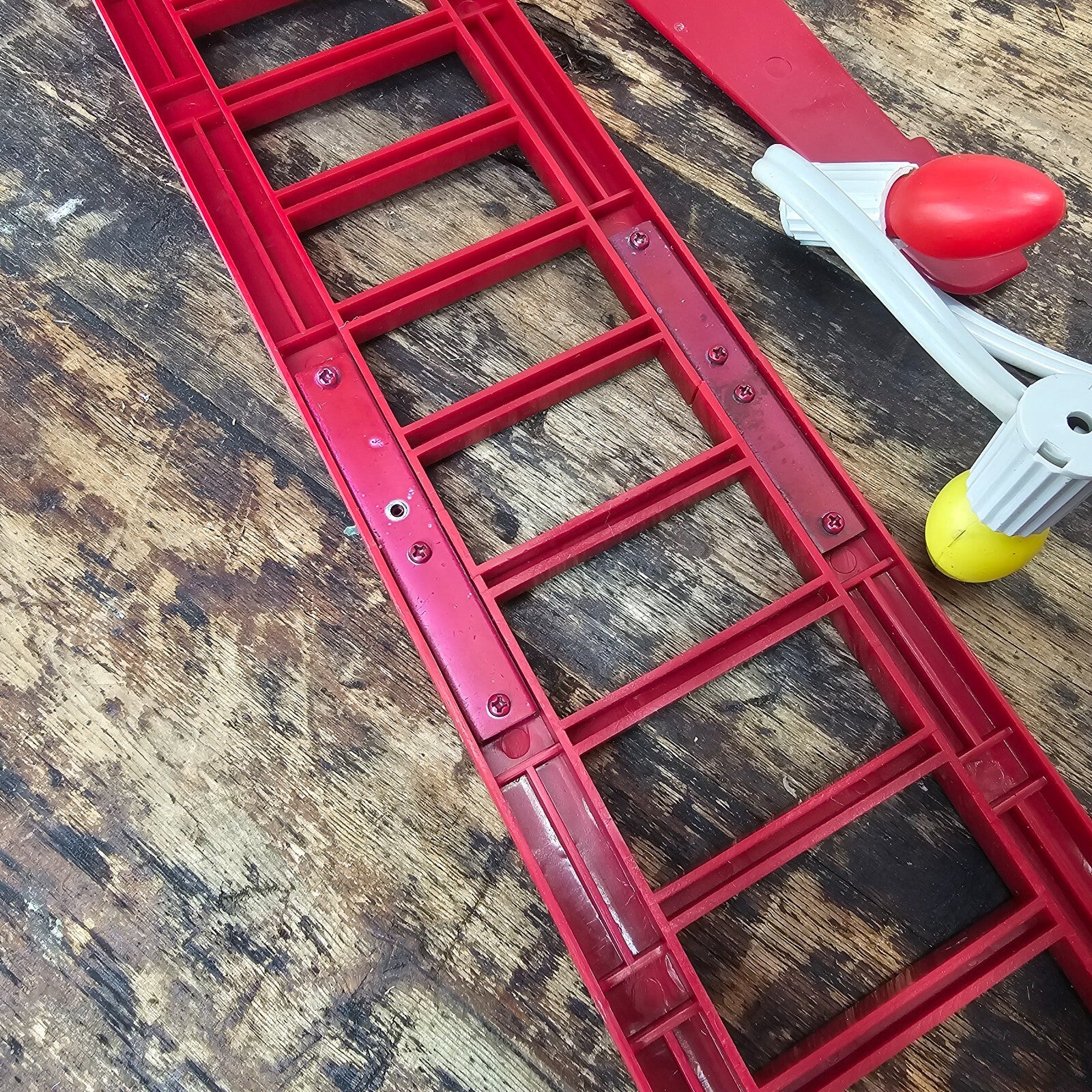 Vintage 1990s Mr Christmas Stepping Santa Ladder Climbing Musical (Works)