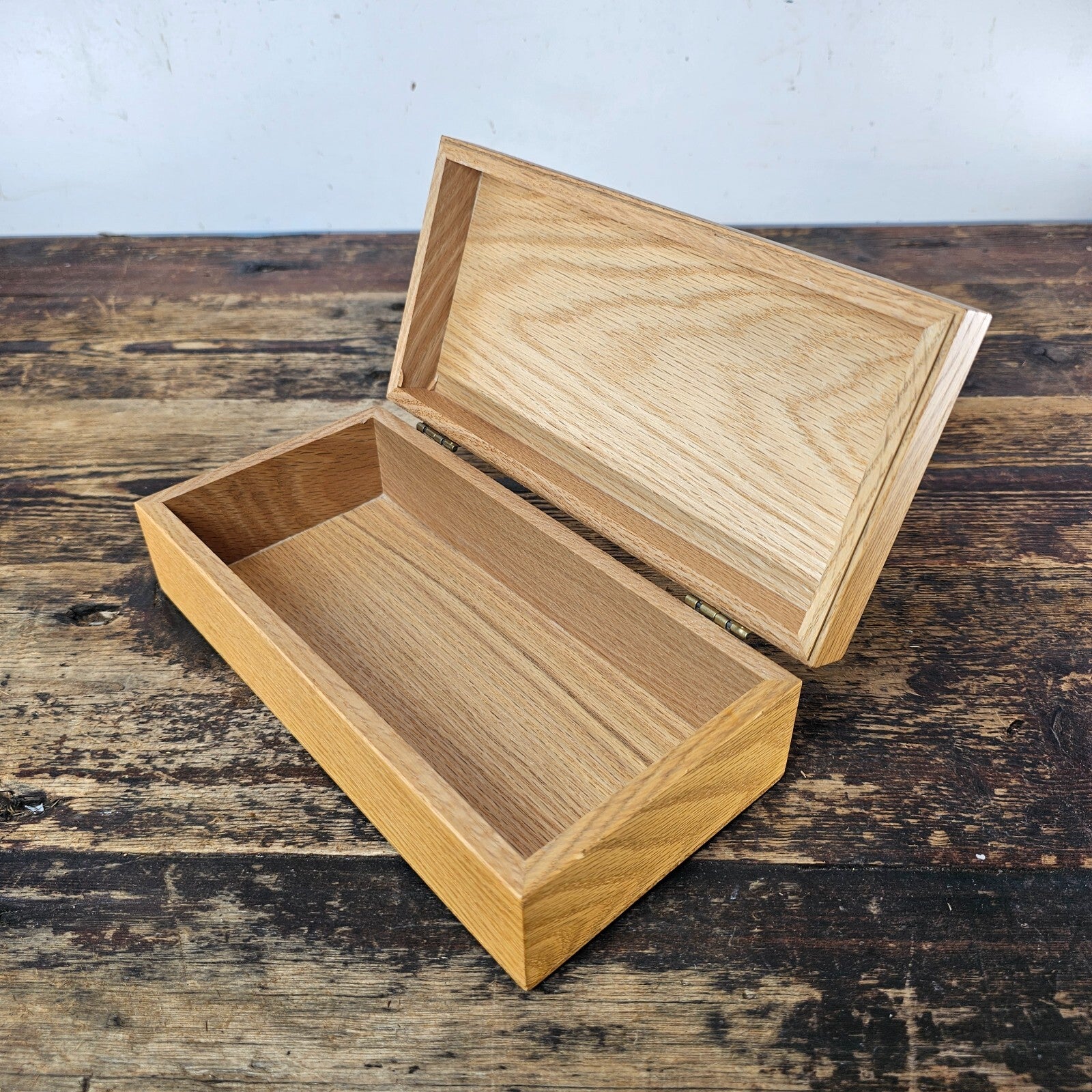Vintage Solid Oak Wooden Hinged Box / Storage Case