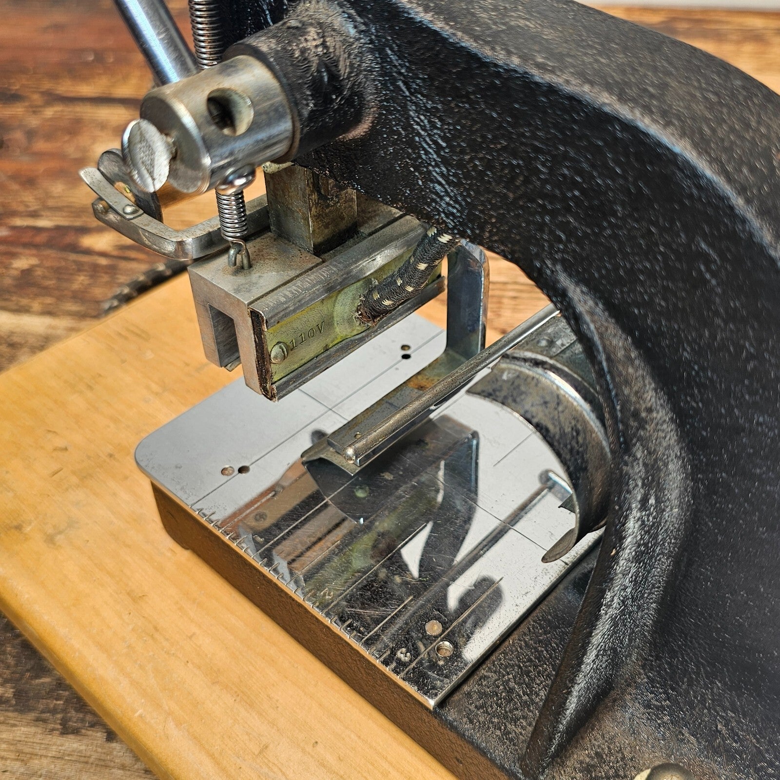 Kingsley Gold Hot Foil Stamping Machine
