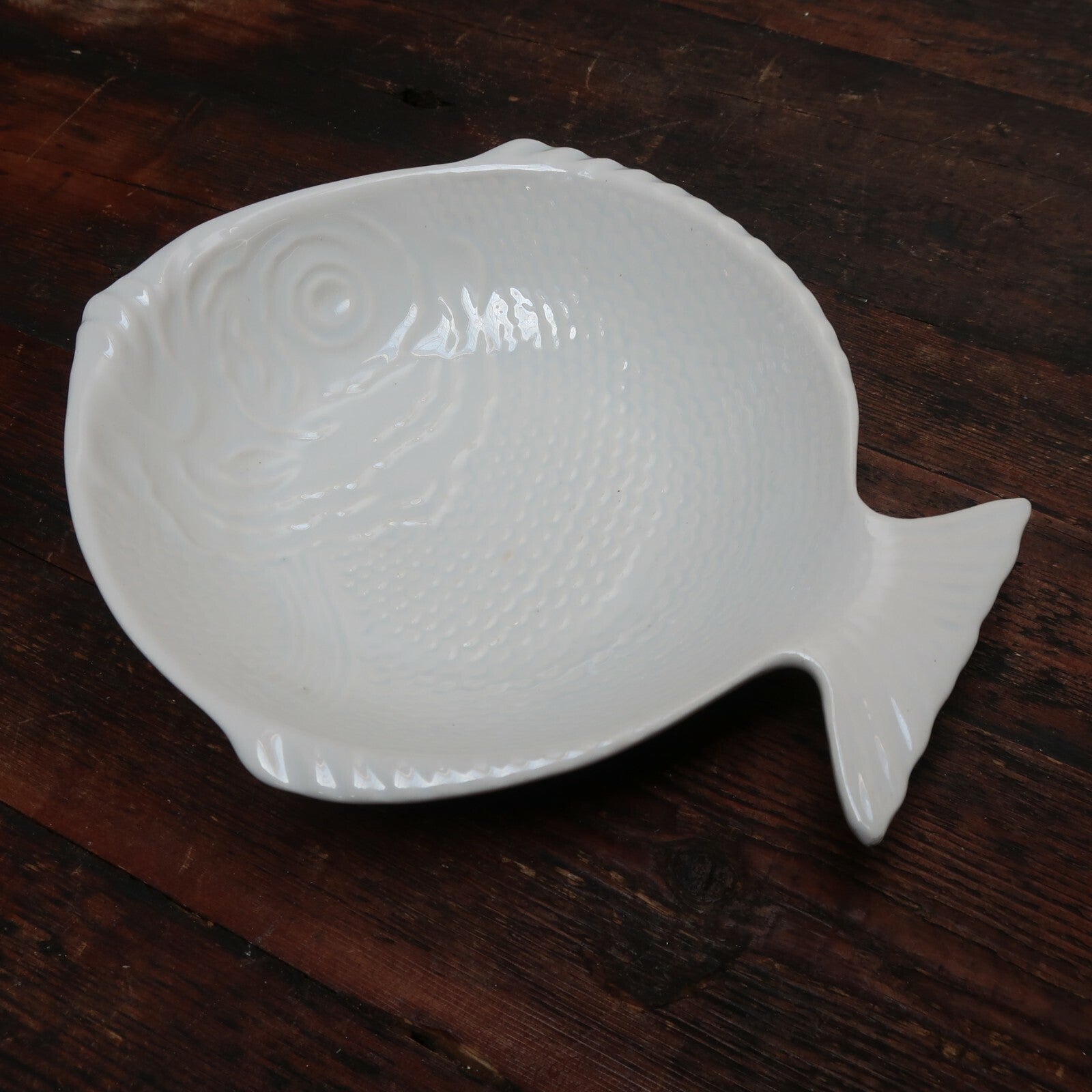 Vintage Oven Proof Fish Shaped Bowl Made In California 10.5" x 9" x 2"