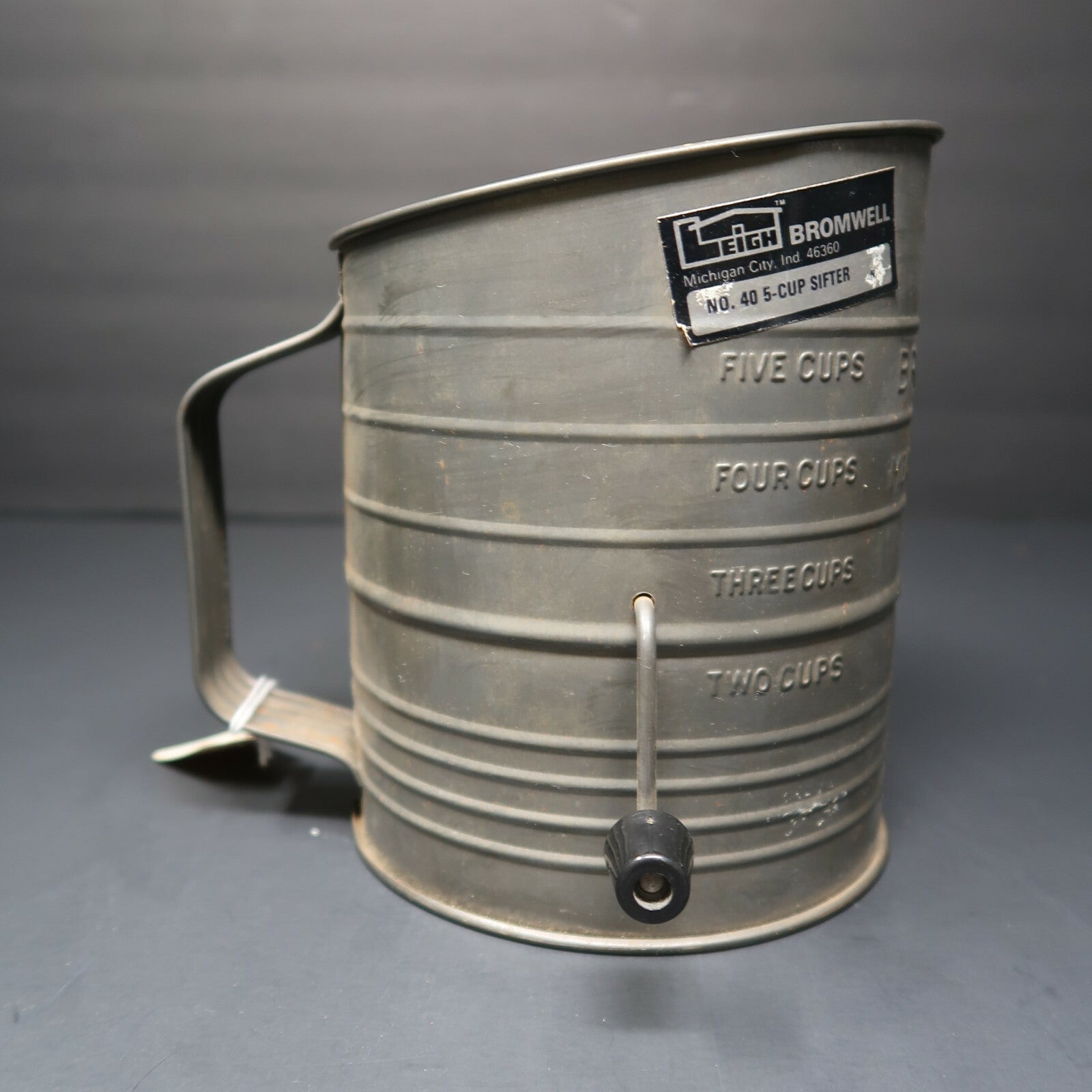Vintage Leigh Bromwell 5 Cups Measuring Sifter